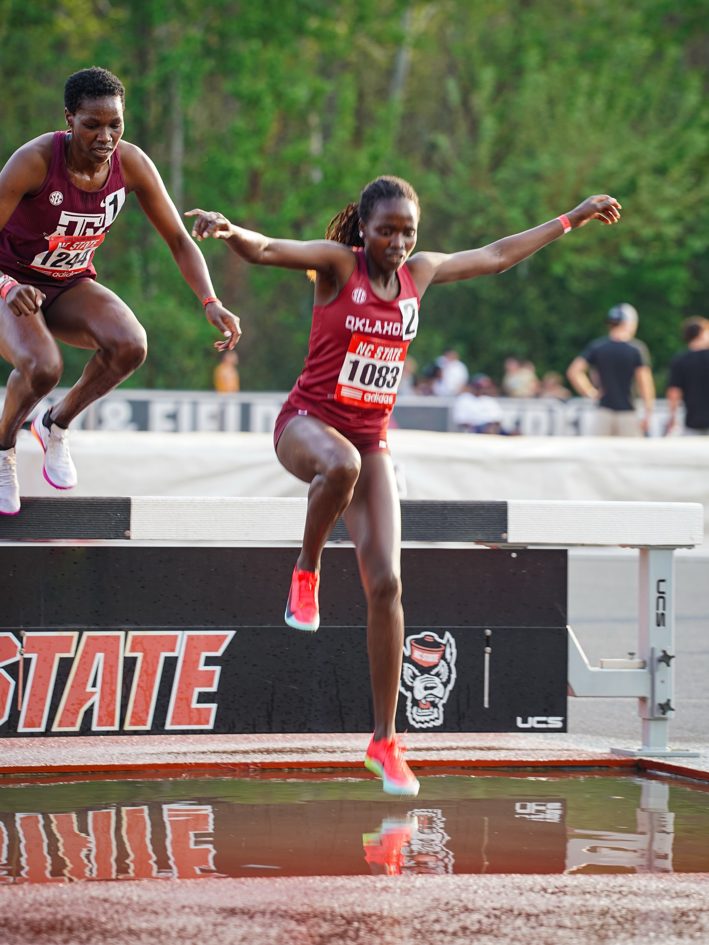 3️⃣ SUB ? in the 3k Steeplechase ? Debora Cherono of Texas A&M 