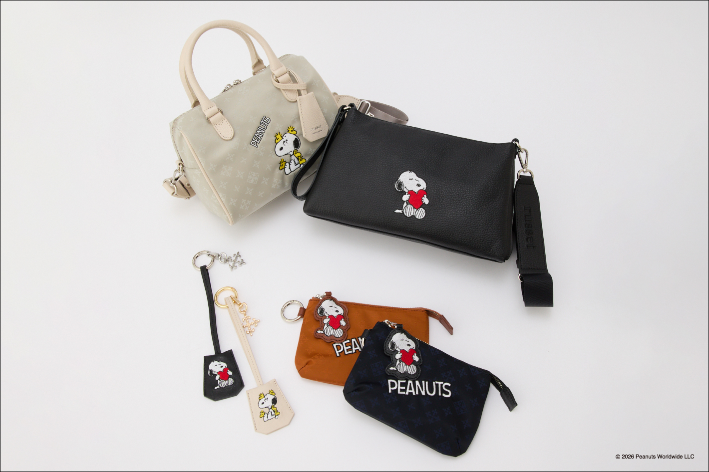 デモデ　Demodee SNOOPY 阪急　うめだ　ポーチ　赤 うめだスヌーピーフェスティバル2026 8月12日（水）～24日（月） 阪急