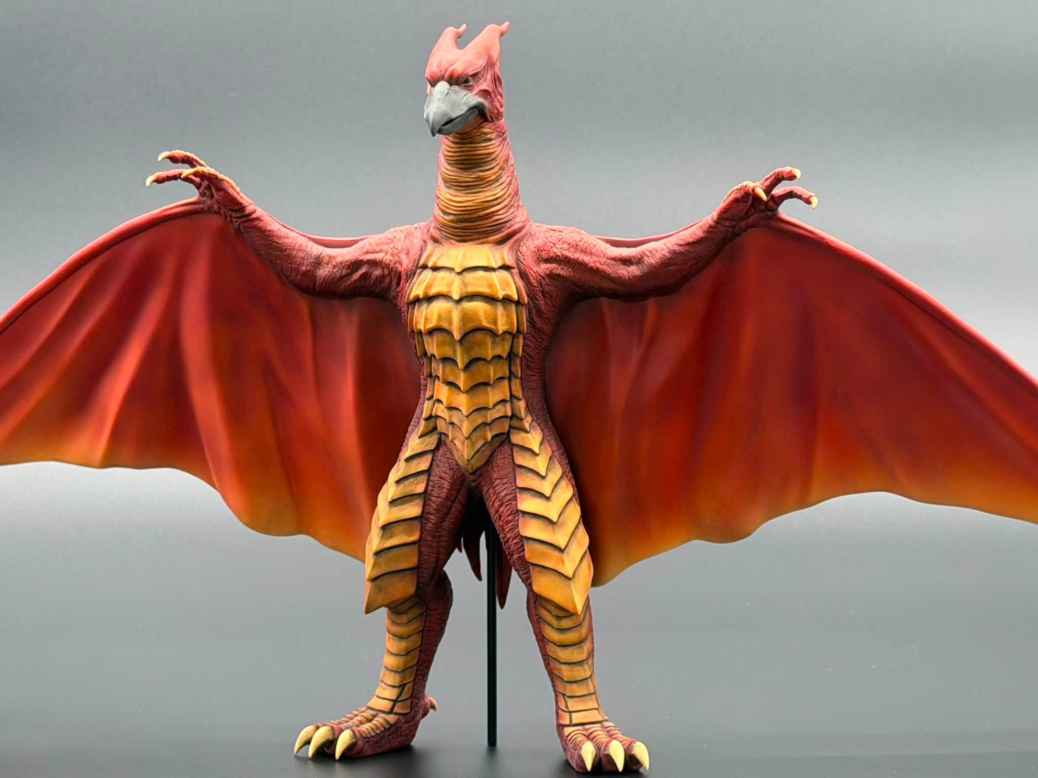 wf2020w の告知です。 ゴジラ第4形態バストキットを販売します。 価格