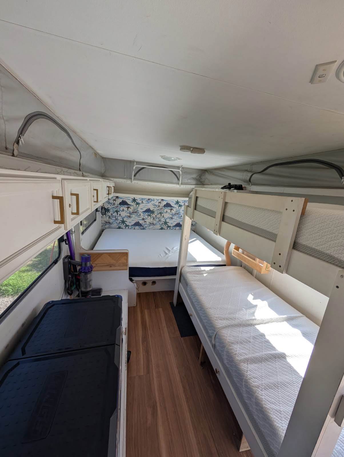 2000 17ft Windsor Windcheater (Off-Road) - RVs & Campers - Clifton ...