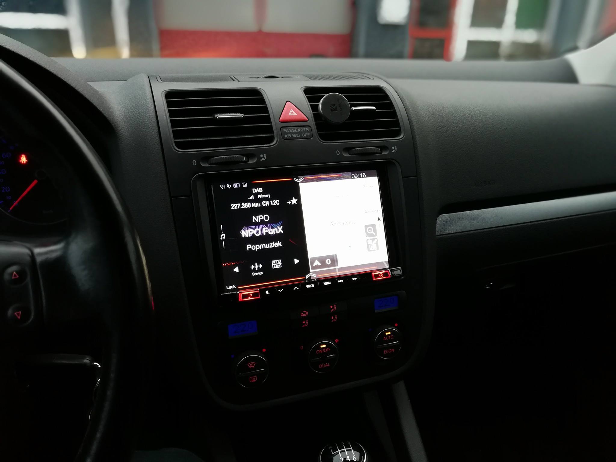 De basis van elke goede... Car Audio Shop Mag t wat Harder
