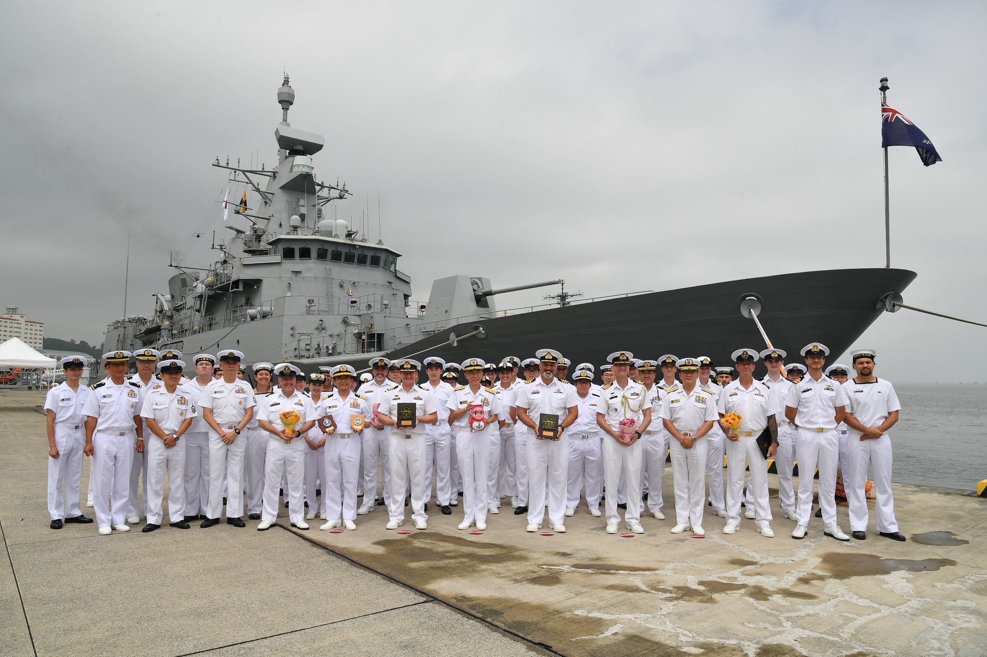 横須賀地方総監部（Headquarters Yokosuka District） | Yokosuka-shi