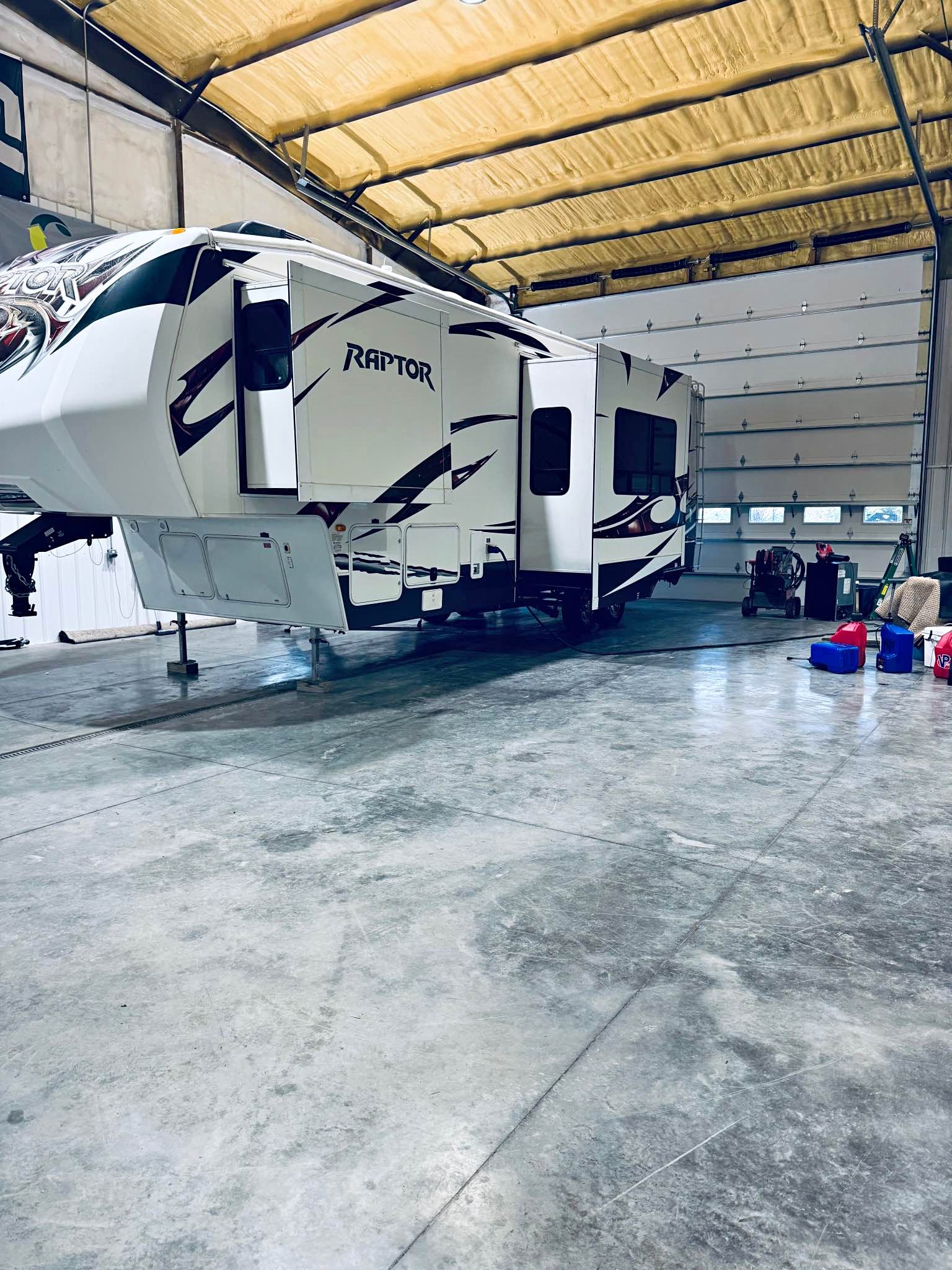 2012 Keystone Raptor toy hauler - RVs & Campers - Rock Port, Missouri ...