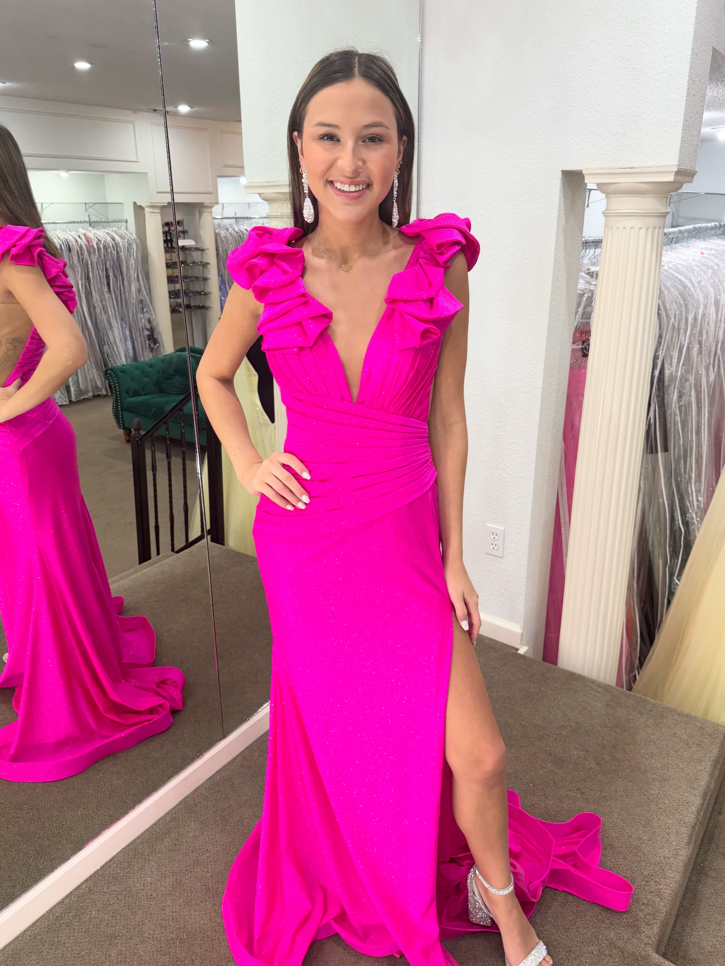 hot pink dress combination and ruffles?! The best 🩷 hot pink color combinations
