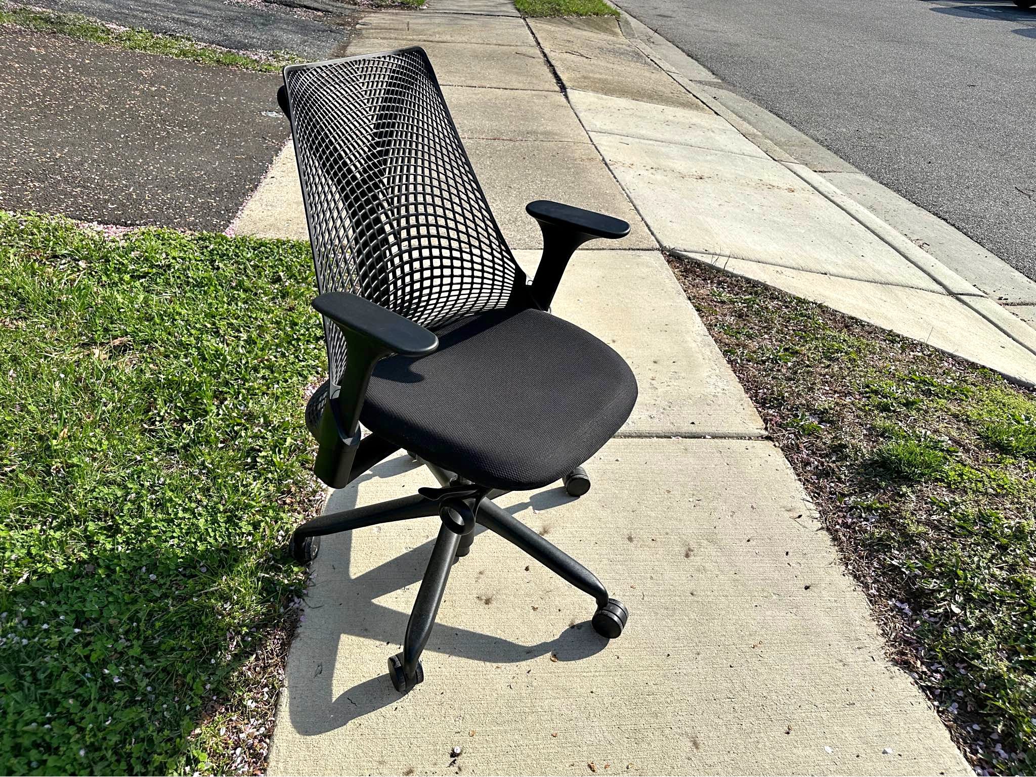 Modern Herman Miller Sayl Task Chair - Office Chairs - Columbia ...