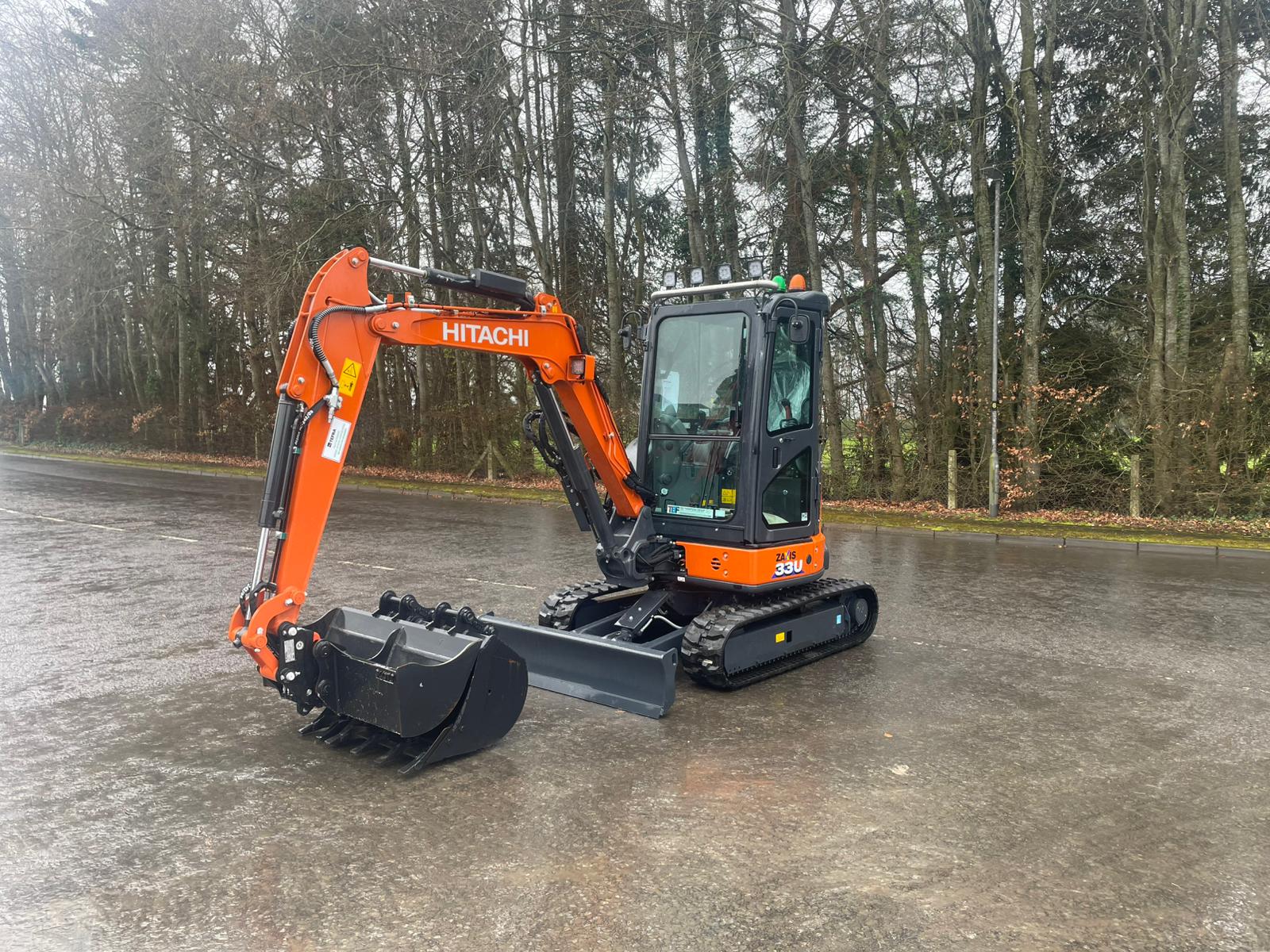 🔶 COMPACT POWER READY FOR WORK 🔶 Another quality Hitachi ZX33U-6