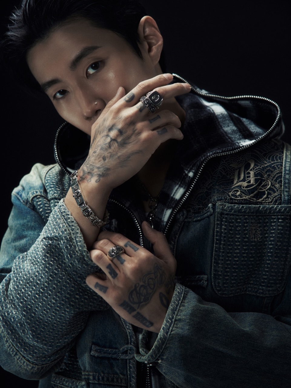 APE ベビーマイロ 新品かっこいいデニムパンツ 120センチ MILO DENIM PANTS BAPE® KIDSよりBABY MILO® の表情がキュートに描かれ