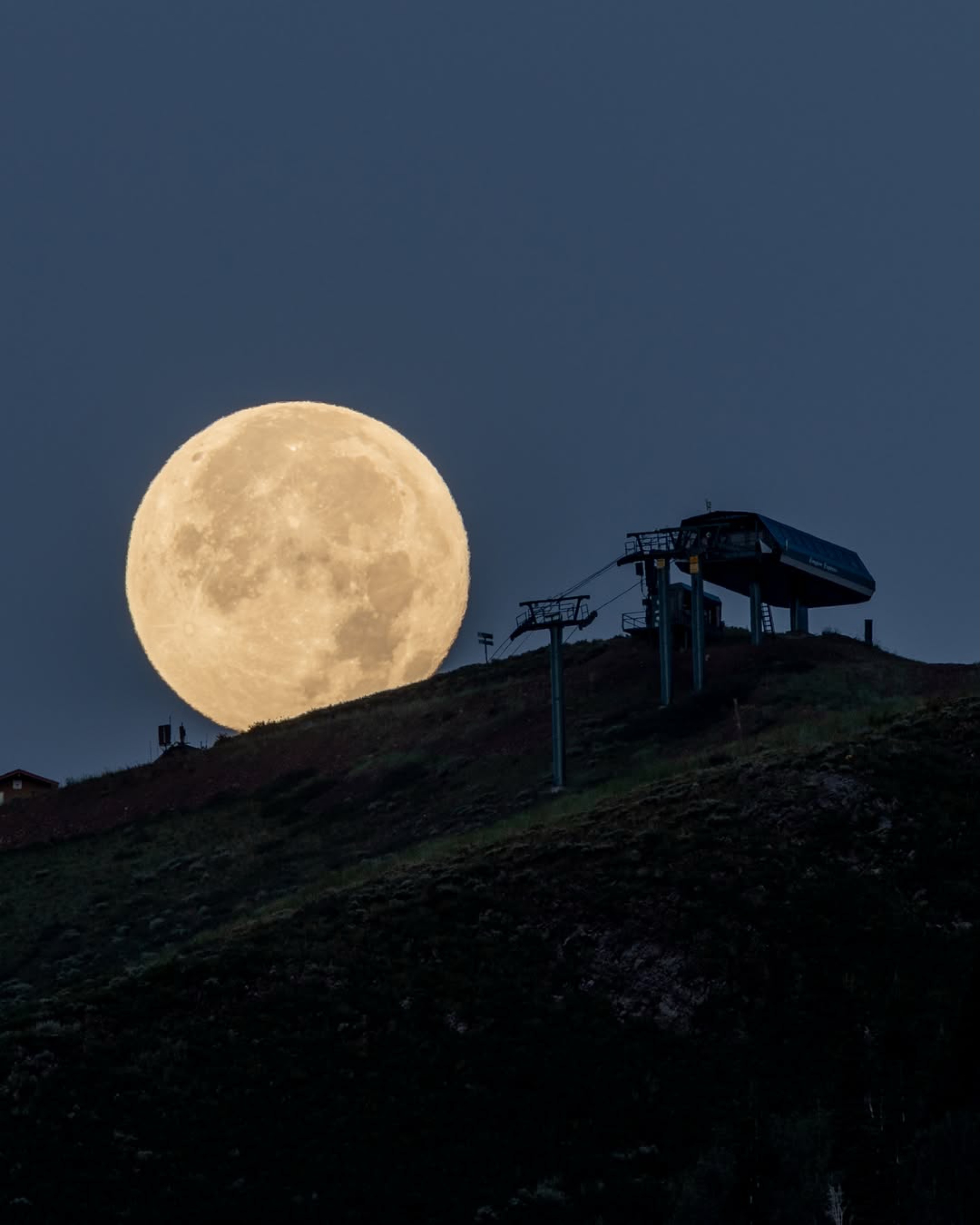 山下久美子 ONE NIGHT OF SUCCESS MOON TRAVEL Closing out July with one last look at this week's stunning full