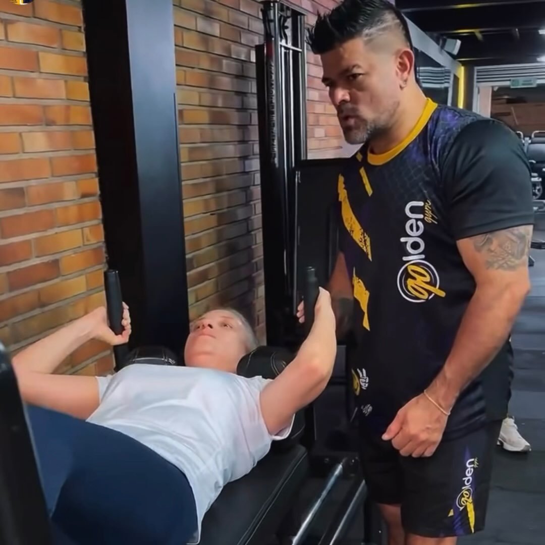 Canadian fitness equipment -latino America - Escaleras Sin Fin ...