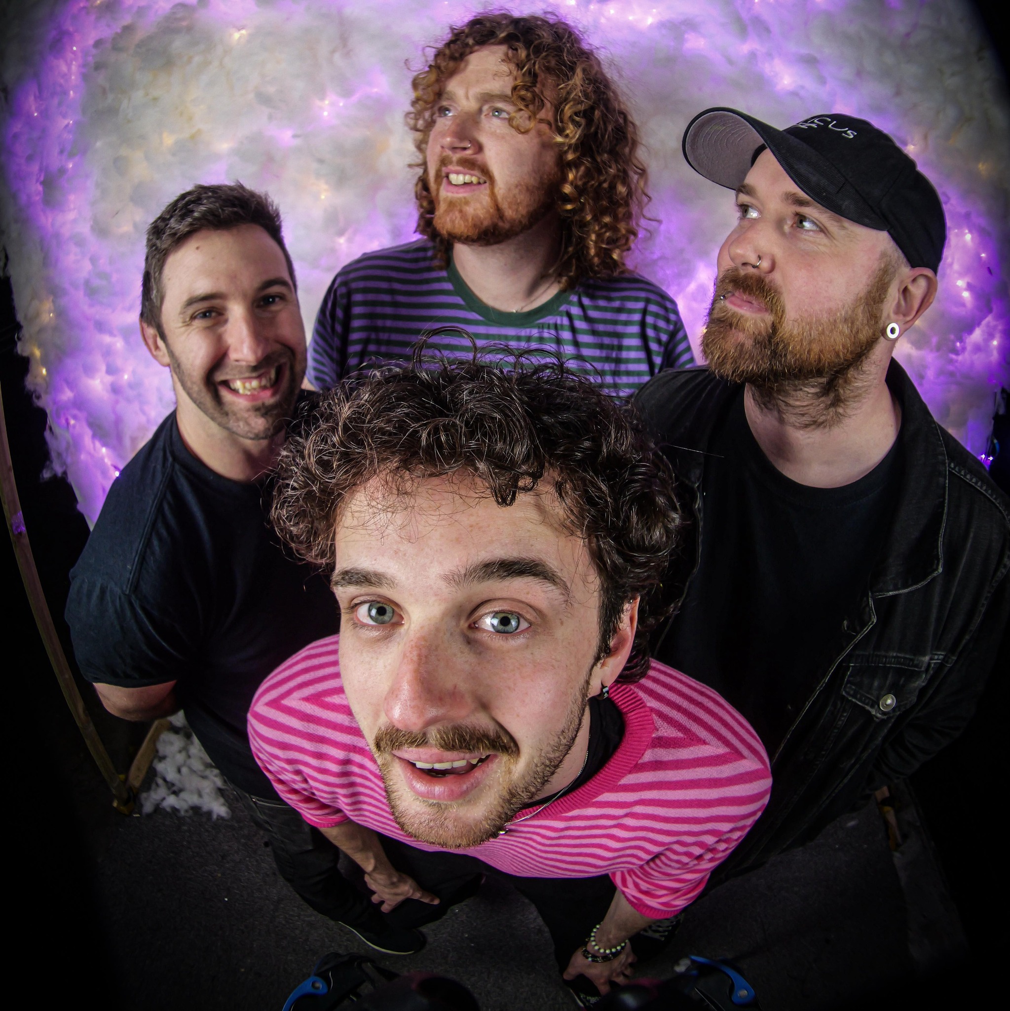 Never seen us before? What are you waiting for? Come to the rock show ...