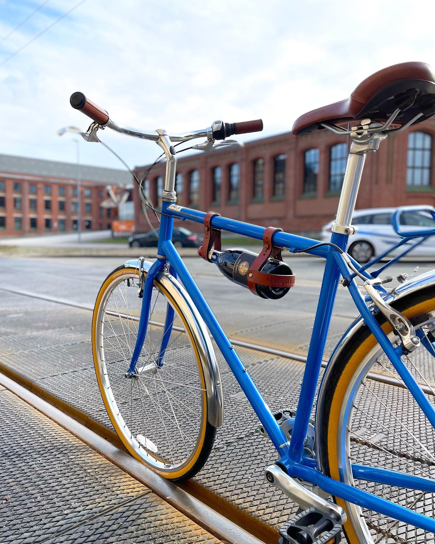 spezielle fahrradsattel Fahrradsattel, Übergroßer Bequemer und Weicher Fahrrad Sattel für Herren/Damen, Ergonomischer Fahrradsitz mit Regenschutz und Reflexstreifen, Sattel mit Stoßdämpfendem Ball für Meisten Fahrrädern Sport & Freizeit Farbe:Natur (gewachst) und weißes Seil ABUS 770A SmartX – Magene