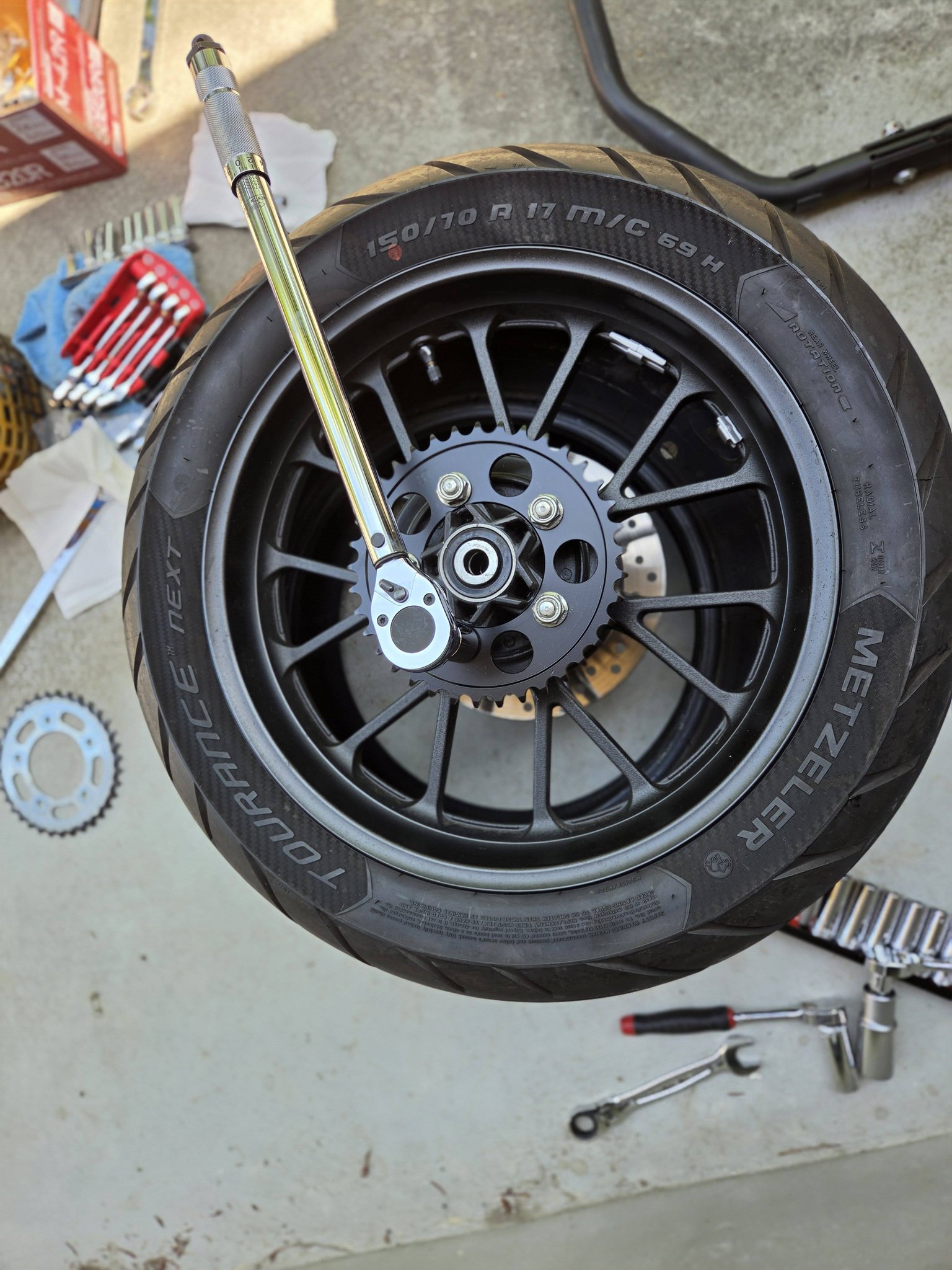 スズカベースさんのGB350/350S用メッキフロントフェンダーの取り扱いを 