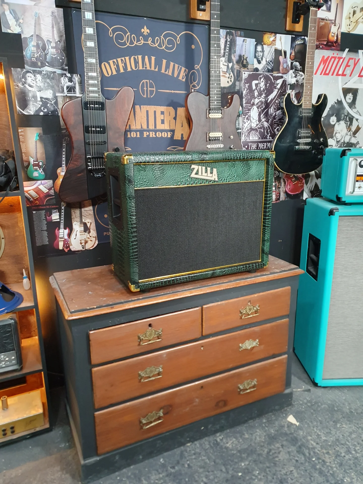 We've had loads of Croc tolex in recently and we love it