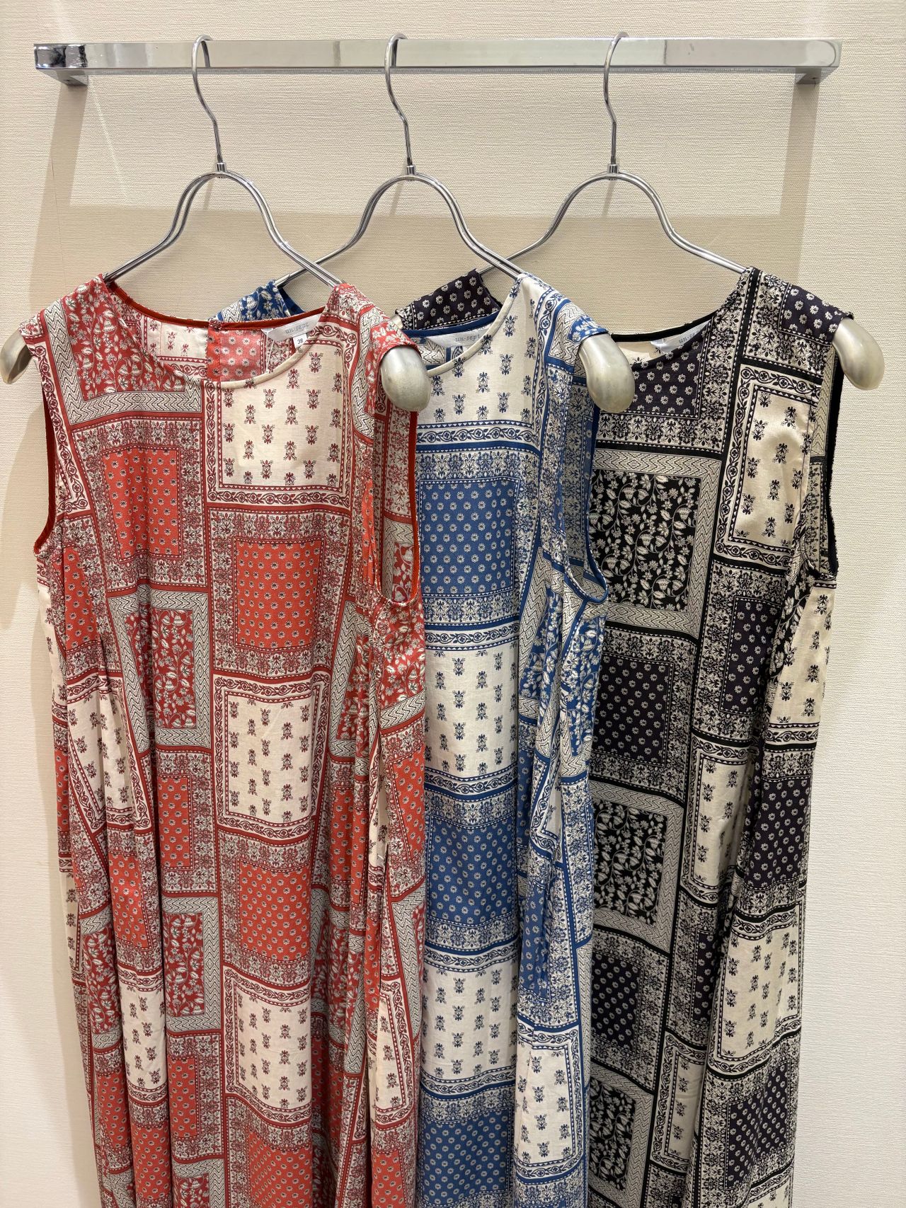 新品◇ハンドメイド】ジエレ ミラノ ネクタイ くすんだゴールド系