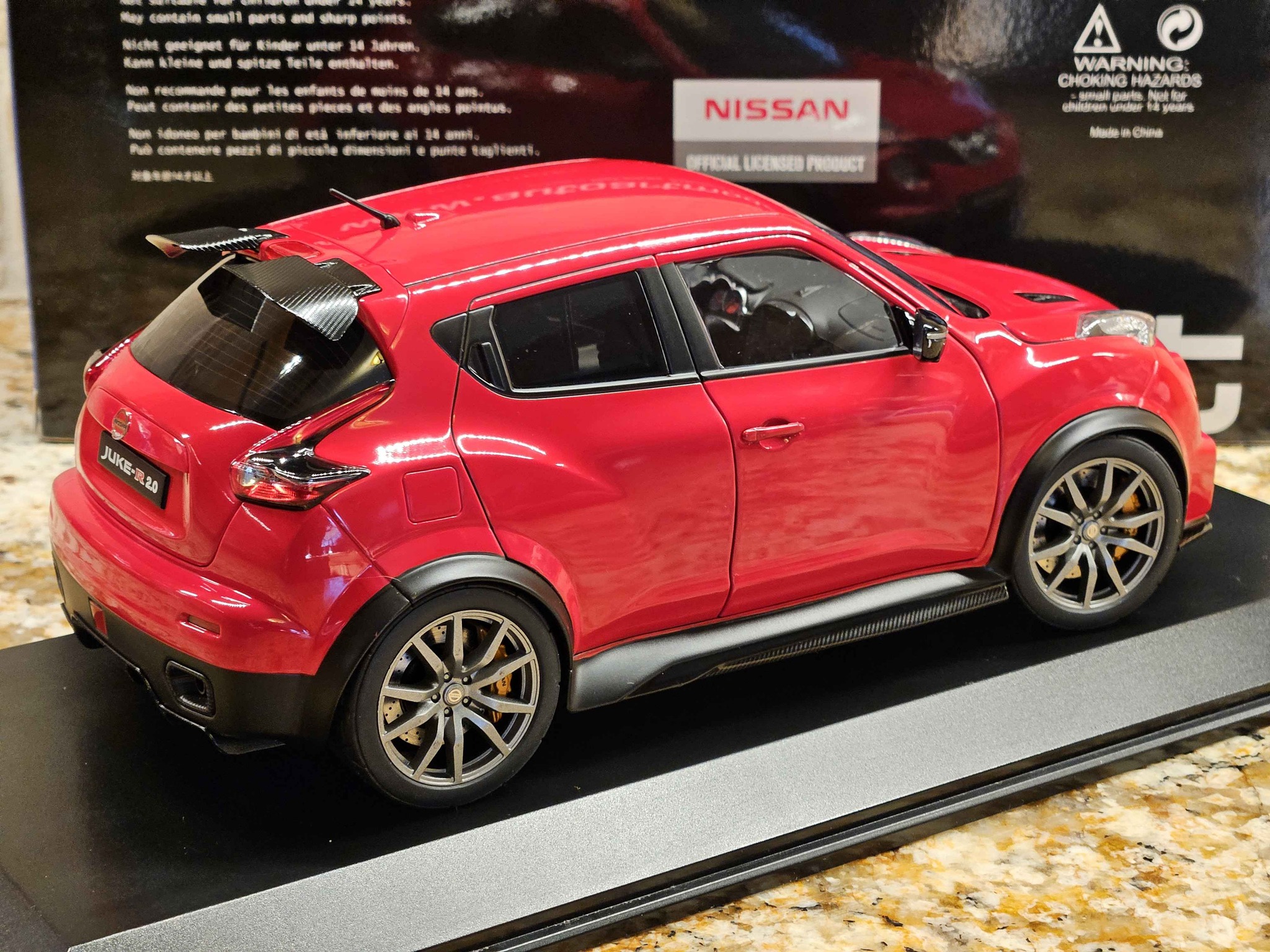 1:18 Nissan Juke R 2.0 Diecast Car - Toy Race Car & Track Sets ...