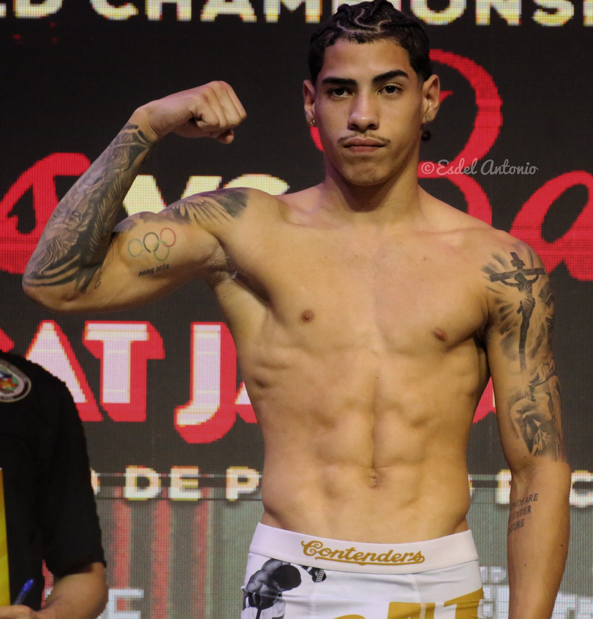 PRBoxea - Juanmita Lopez De Jesus 114.8lbs vs Conner Goade... | Facebook