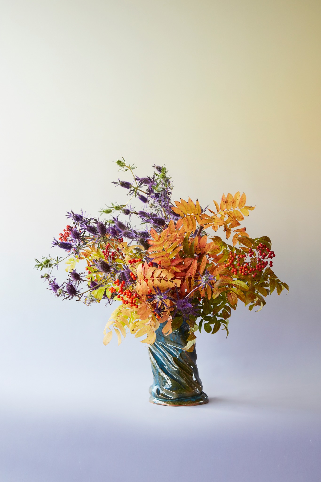 いけばな草月流 Ikebana - 草月アトリエ・深澤隆行さんの添え花が春の