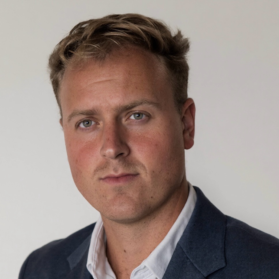Enter the conversation from a higher status #johnmagnor #growth #b2b ...