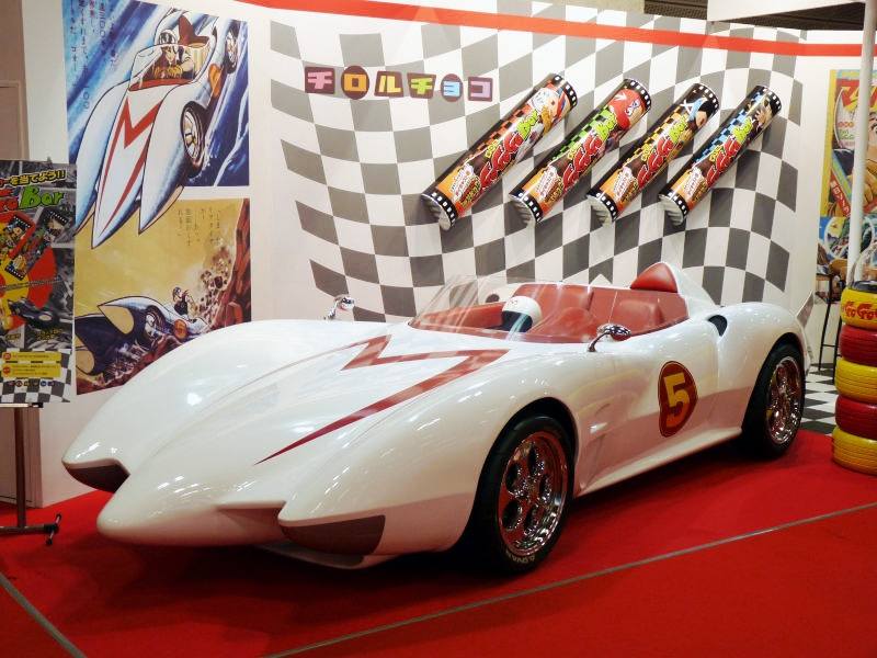 マッハGOGoGo 1967年放送 主人公・三船剛が愛車マッハ号で世界のレースに参加し レーサーとして成長して行く姿を描く マッハ号 のステアリングパッドにはA Hのボタンがあり 押すと様 な特殊機能が発動する アメリカでは Speed Racer というタイトルで放送され