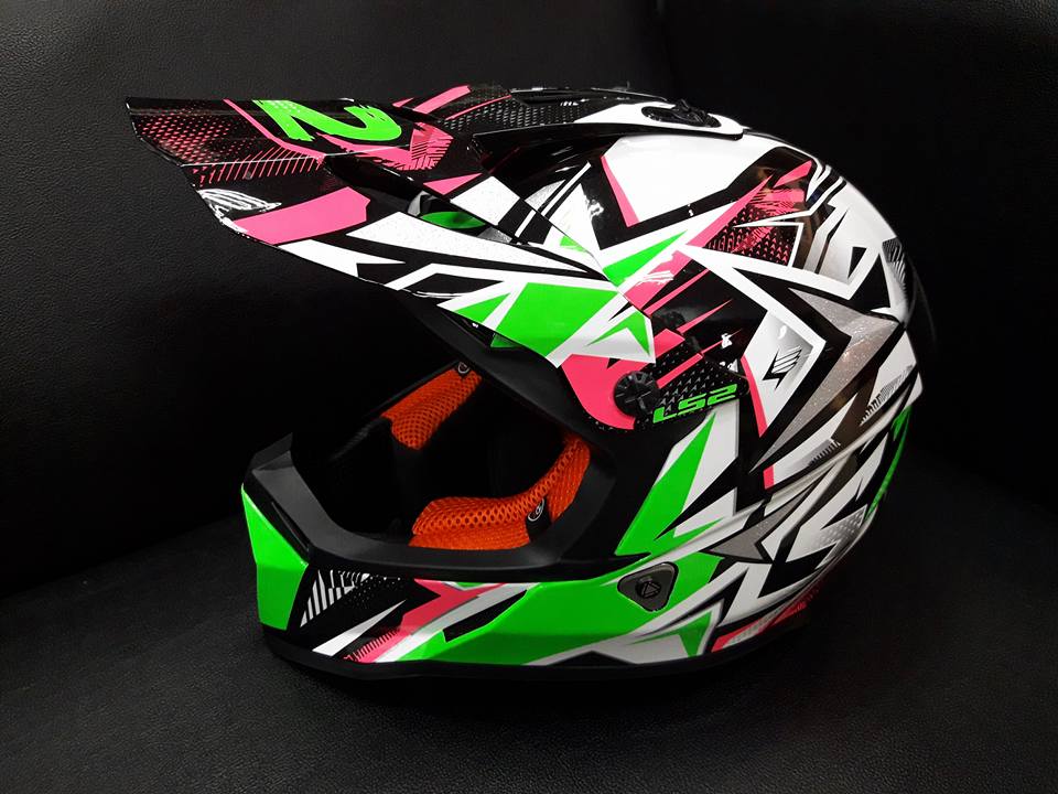 shoei rf 1400 accessories Helmet Tail Spoiler for RF1400,NXR2,CWR-F2, Motorcycle Rear Trim Helmet Spoiler Case Visor Strips Racing Air Spoiler Cover, Helmets Tail Wing Tail Fin Accessories,D S-Aurora Silver : Automotive SOLD OUT ONLINE Color:Black/Gray/Red Matte Rains Men's Faux Leather 1400 / Shoei NXR2.