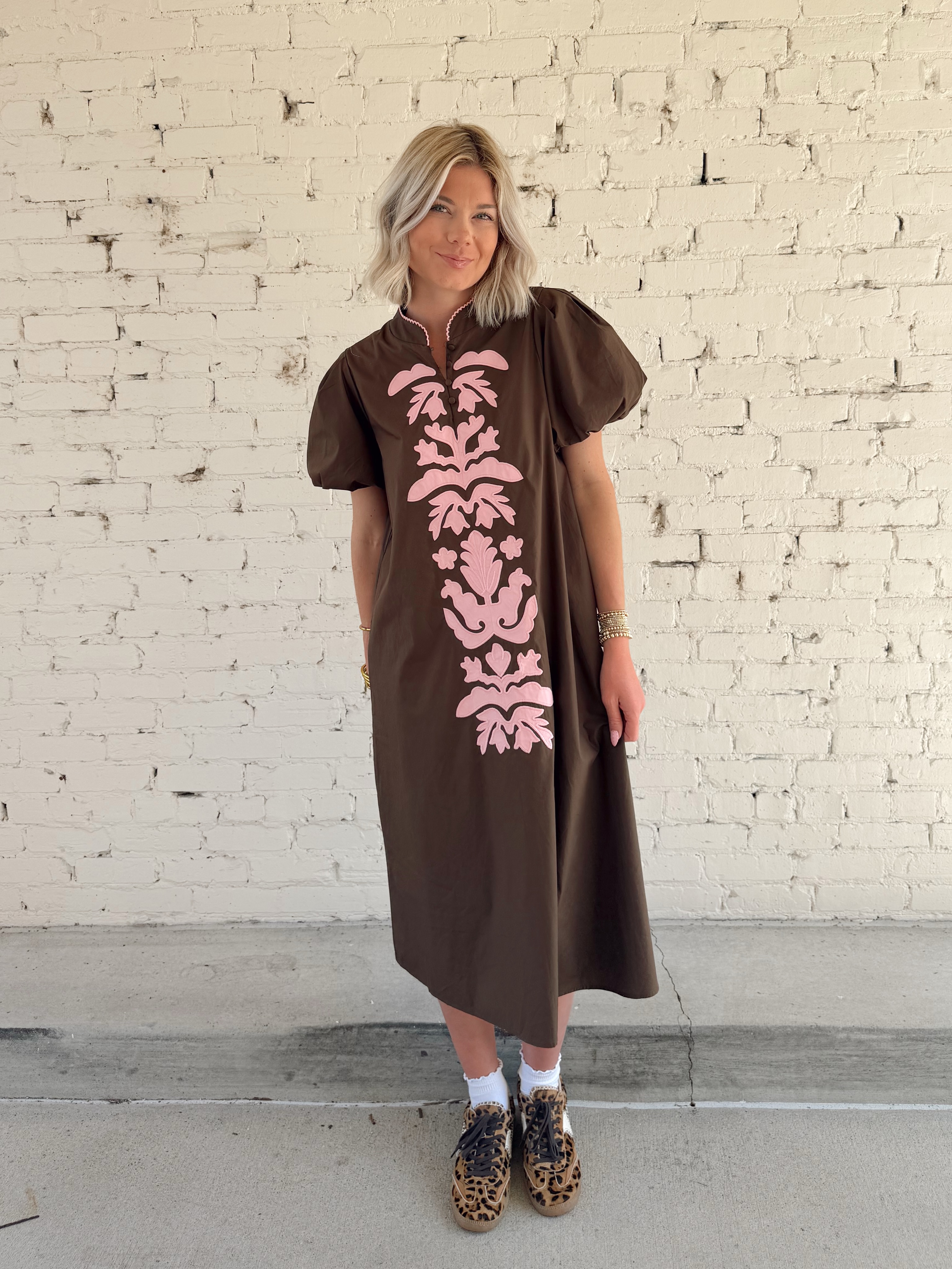 coffee brown color combination dress The combo of the season!!! 🤎 Tap to shop the new Date Dress! Zip Up Front included_singles_day-2025 Black Dress Work Outfit Size:Short