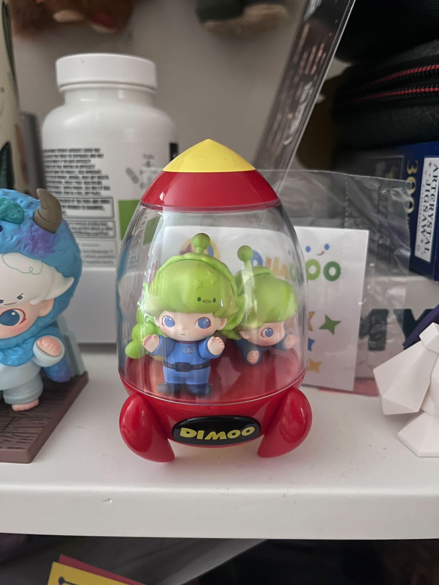 Dimoo X Pixar Figurines Secret - Space Crane review and unboxing