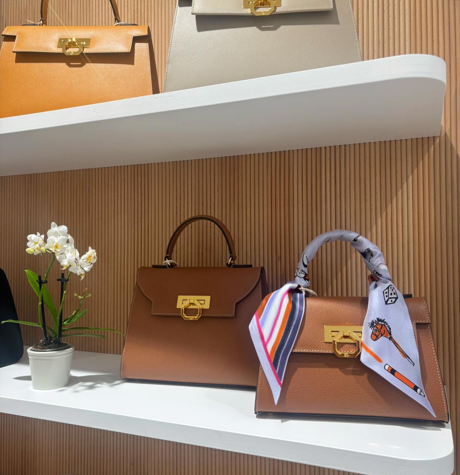 carbotti.it - Elena 243 in Tan color is always a good idea 