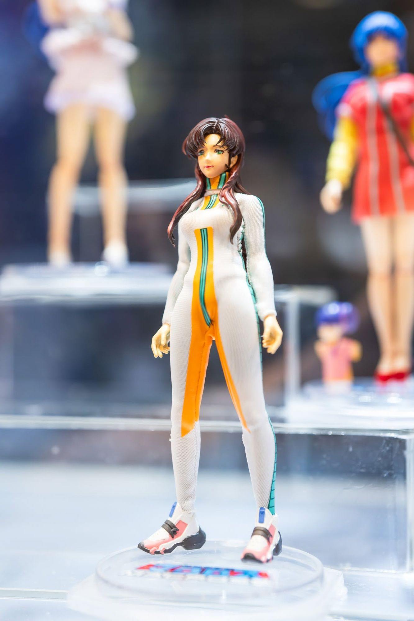 FIRST LOOK: #Robotech: The #Macross Saga, Lisa Hayes 1/12 Scale