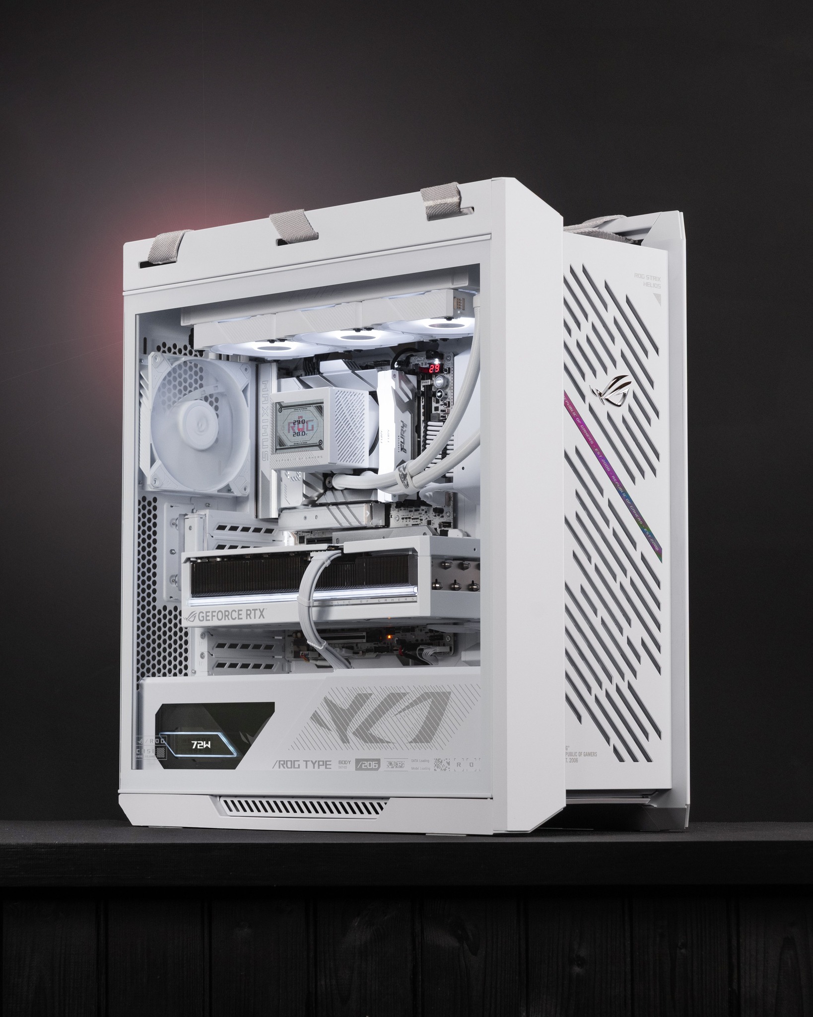 Rog helios white case with black components?
