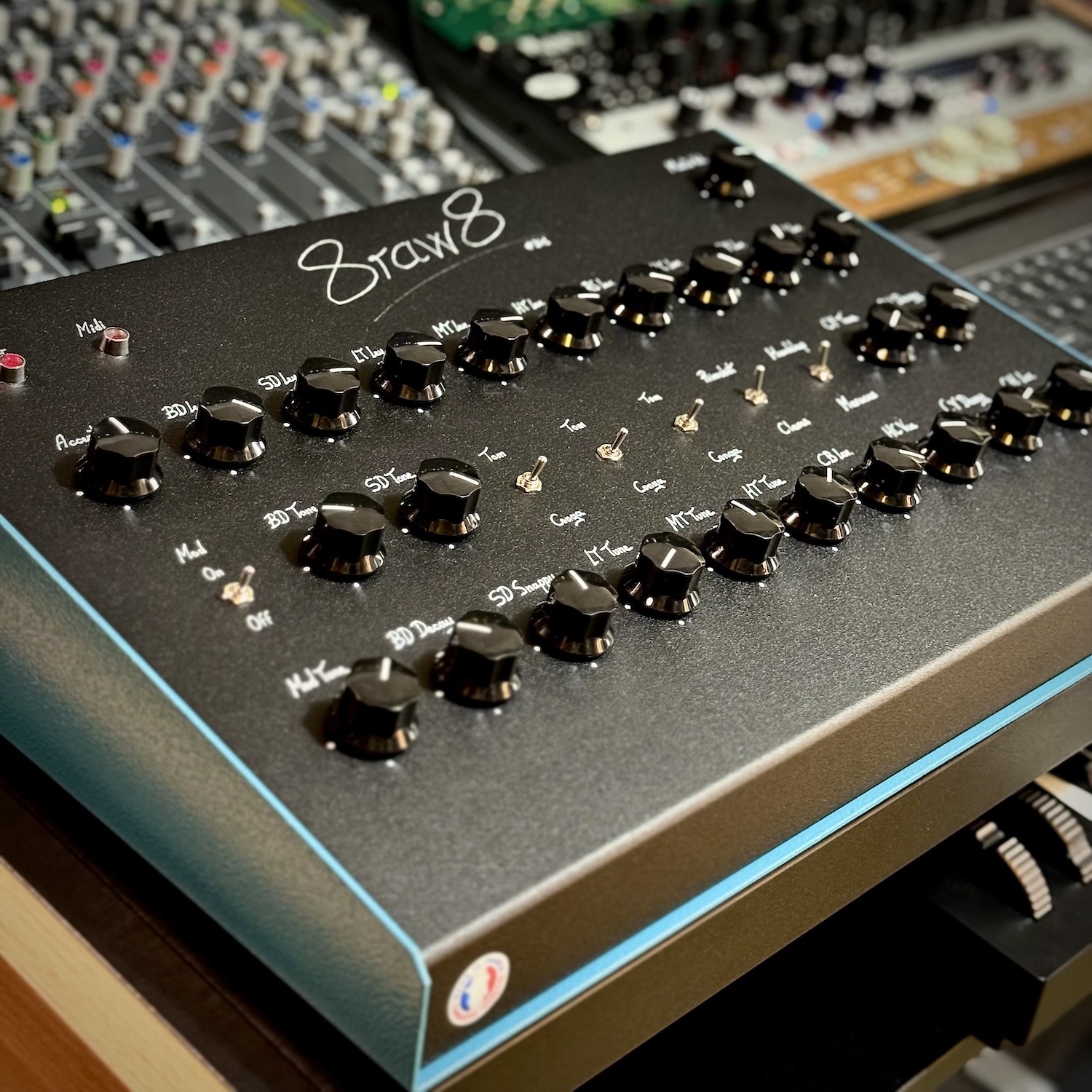 TS 808 clone with a clean blend from a local builder.