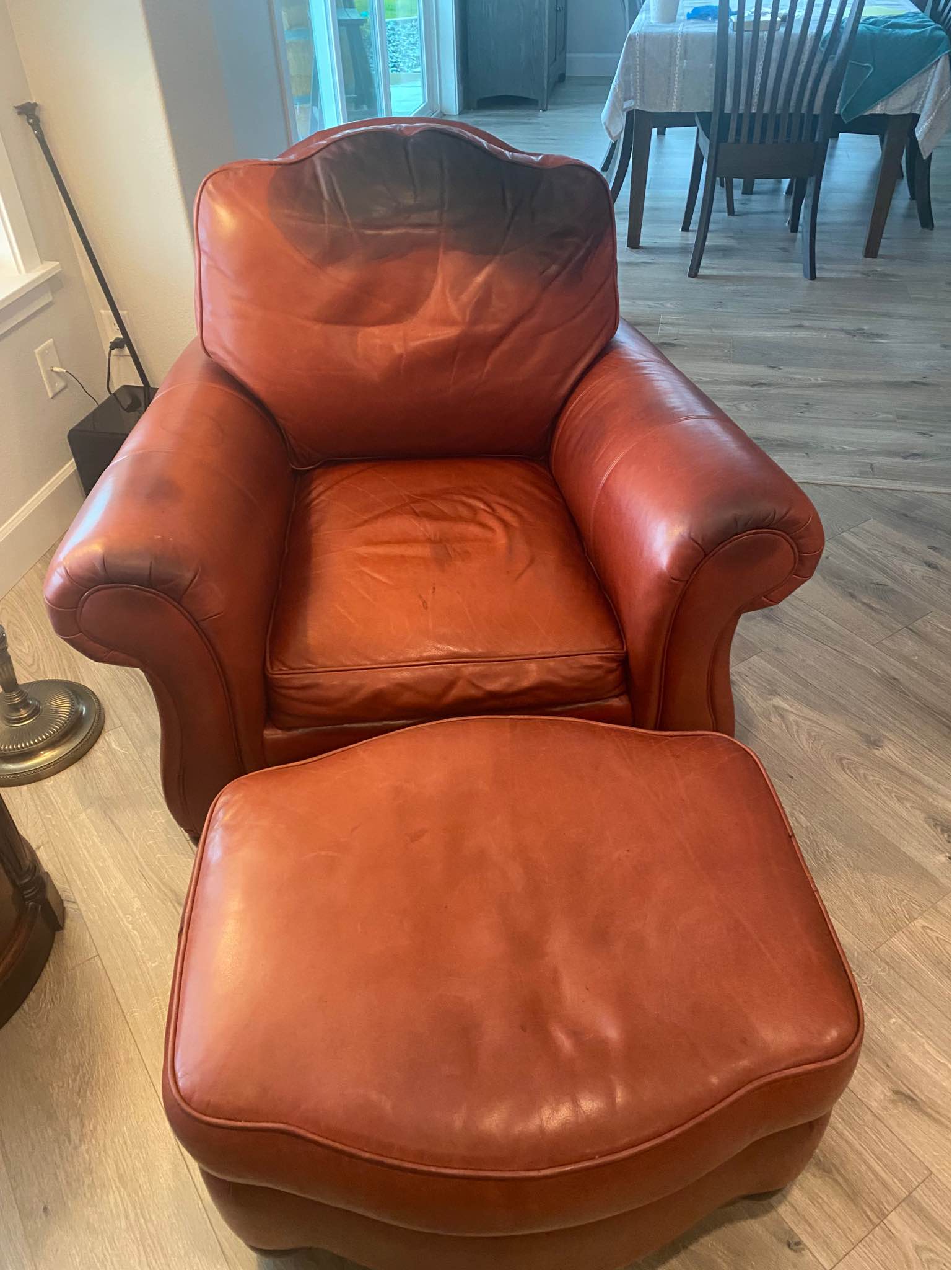 Ethan Allen Leather Chairnull
