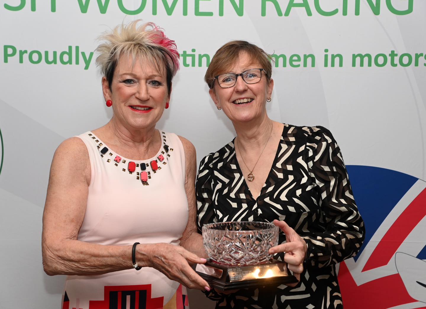 British Women Racing... - British Women Racing Drivers' Club