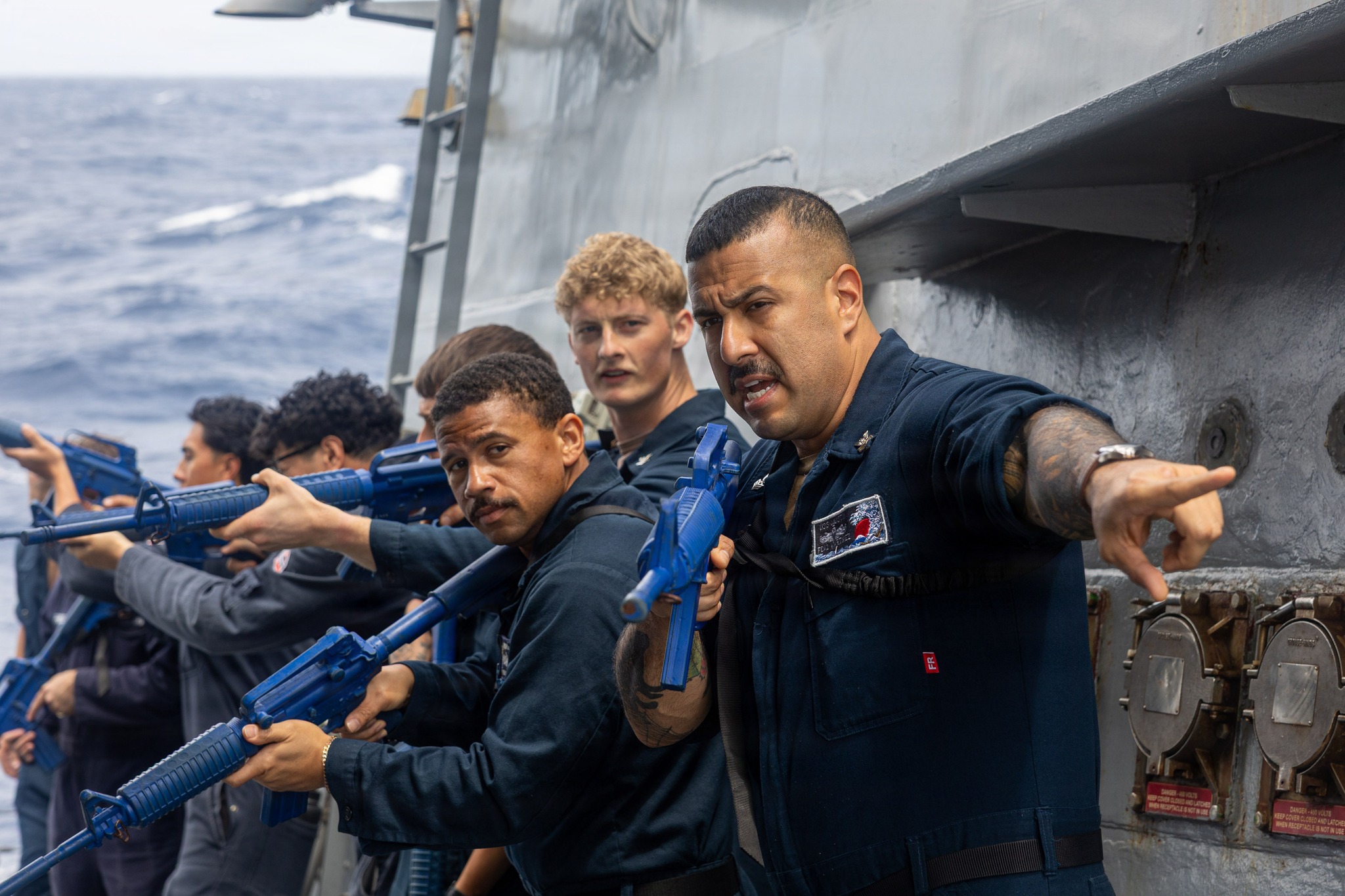USS Mustin (DDG 89) (@ussmustin) • Facebook
