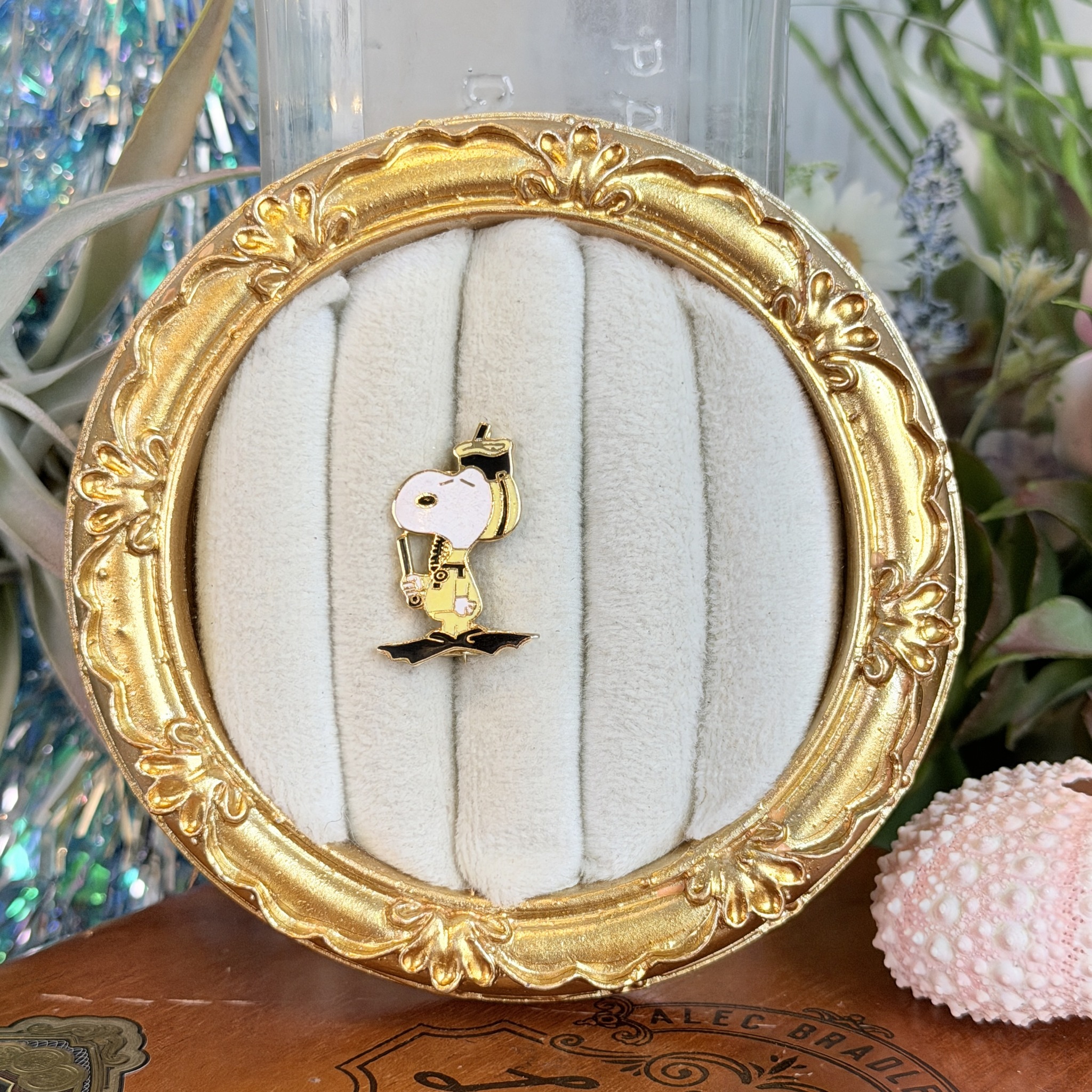 スヌーピー　AVIVA オルゴール　ヴィンテージ Mona - Vintage Aviva Peanuts Snoopy Brooch 1