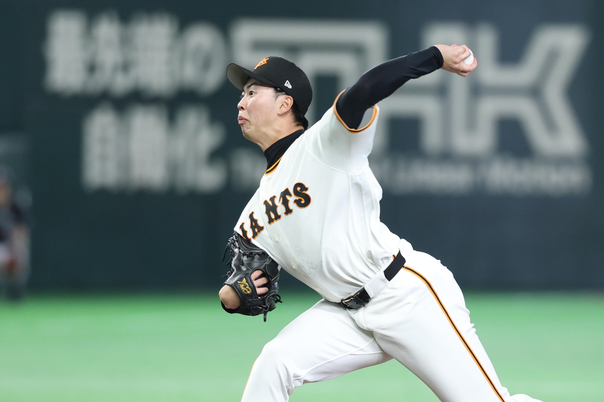 読売ジャイアンツ - 本日11月4日は脇谷亮太選手の35歳の誕生日です