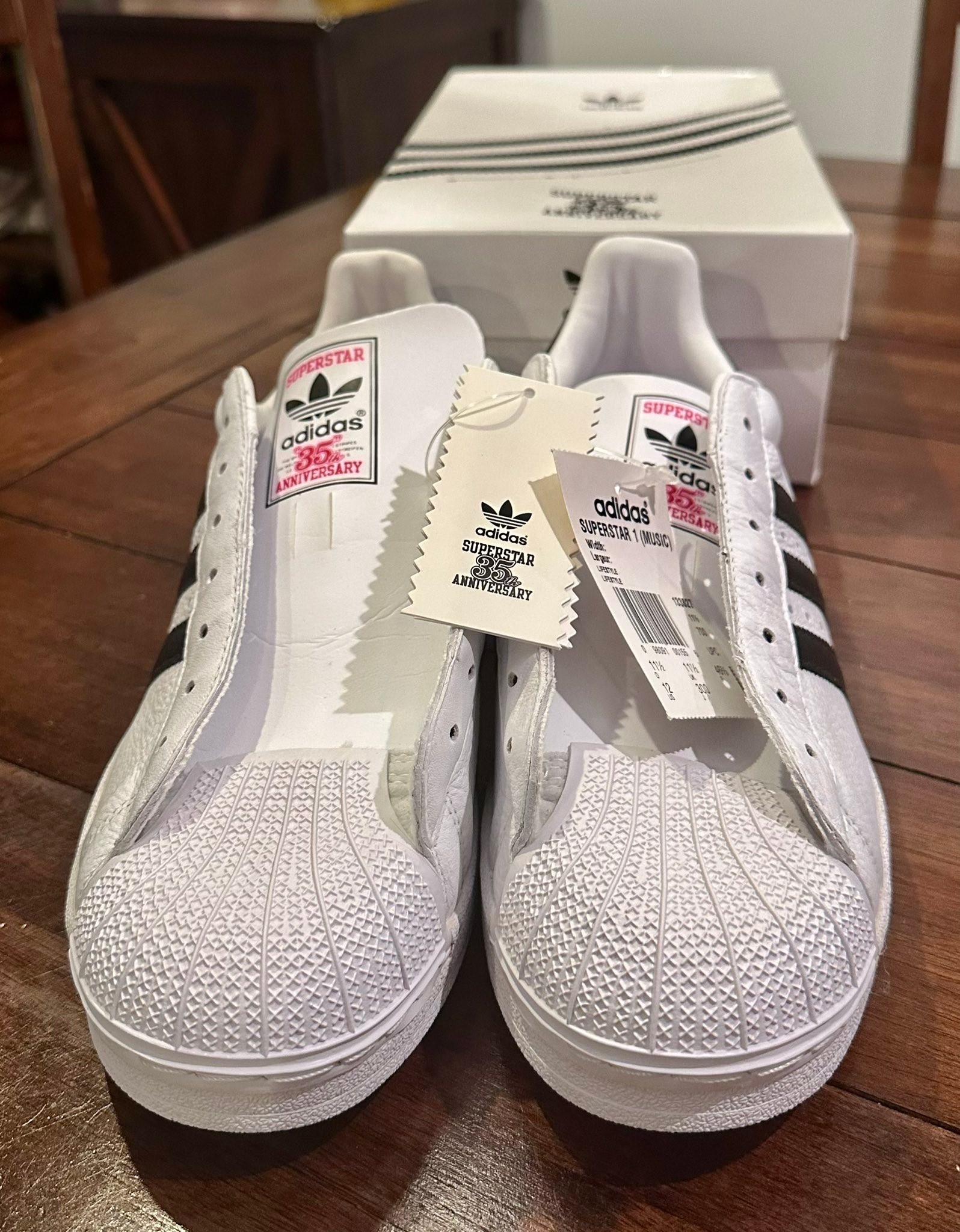 PRICE DROP BUY ALL 7 PAIRS FOR $900 Adidas Superstar 35th
