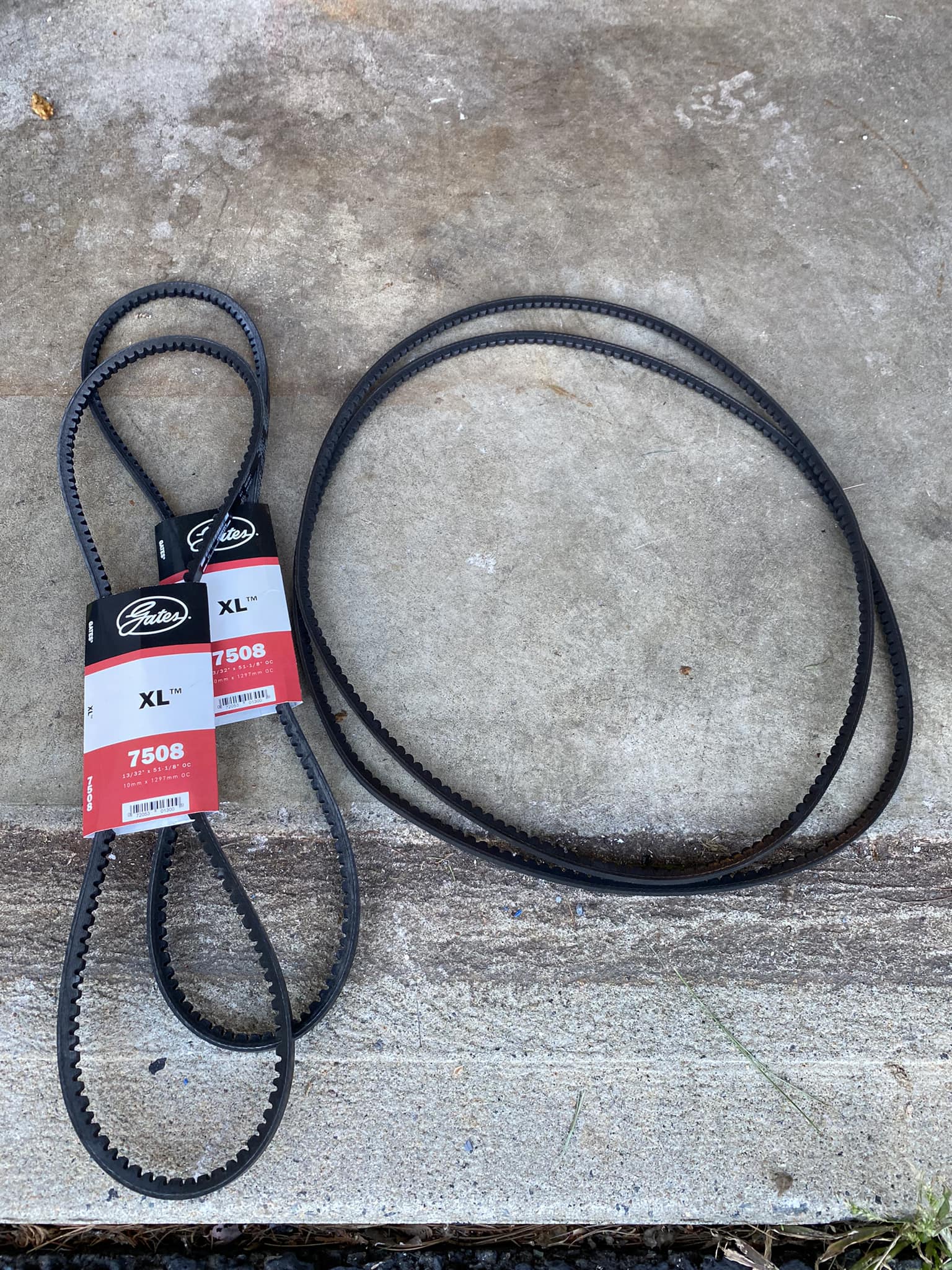 MaxPower 1/2 in. x 65 in. Premium V-Belt 347508 - The Home Depot