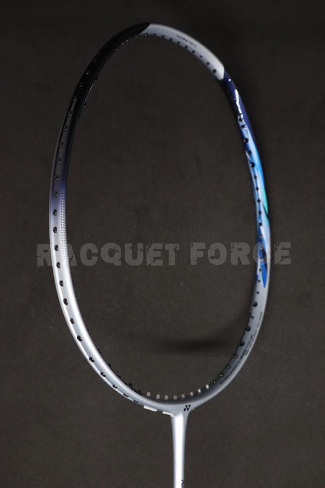 NEW Yonex Nanoflare 600 Yonex Nanoflare has a new joiner which is