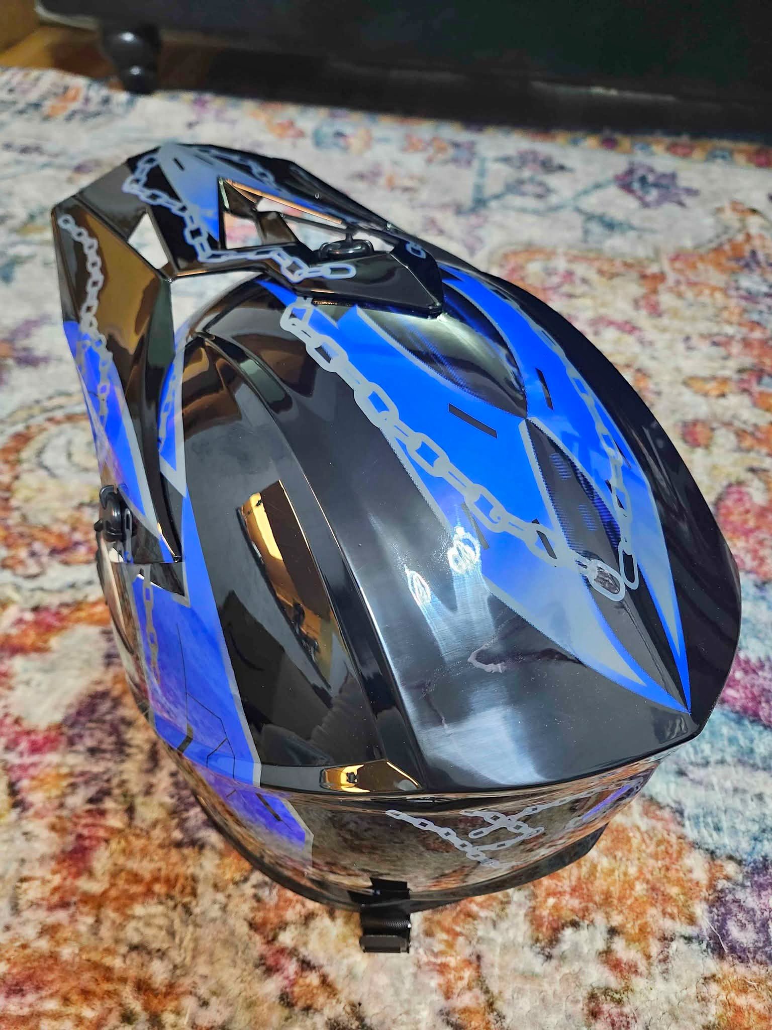 bike helmets burnsville mn The Brentwood 2.0 Urban Helmet | Low-Profile Colleen The Wing Helmet | Crowned as a top Color:Salt N’ Pepper