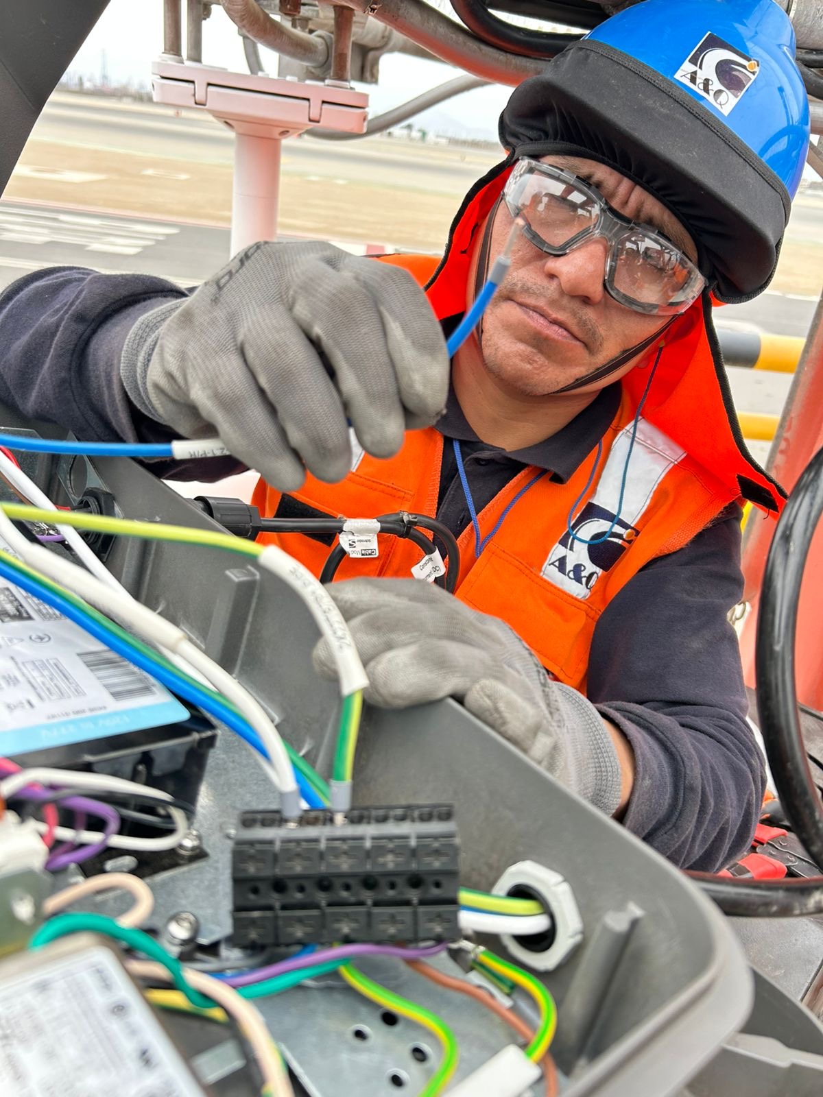 A&Q Ingenieros y... - A&Q Ingenieros y Consultores