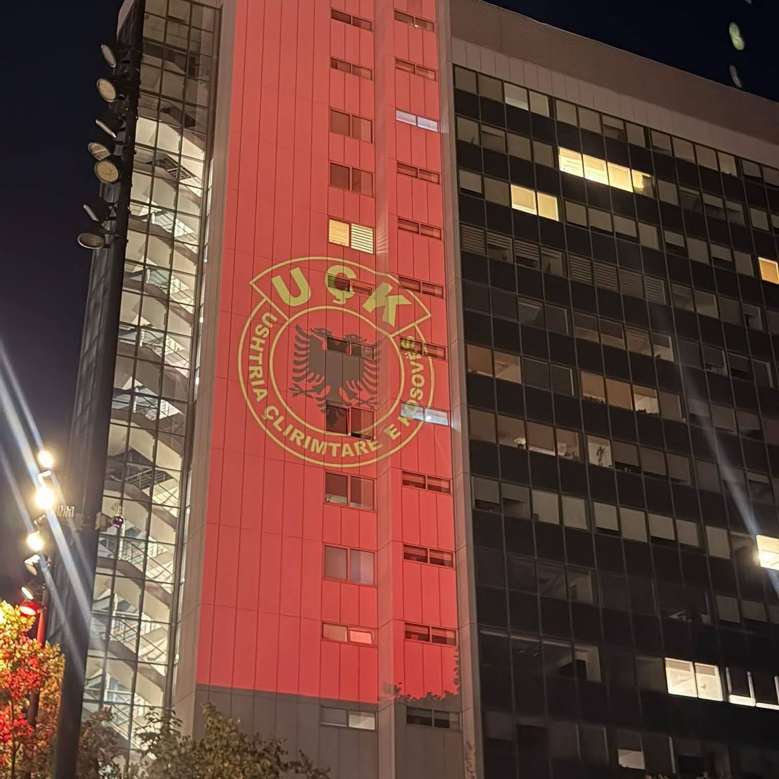 Rexhep Qosja - STUDENTËVE PROTESTUES TË UNIVERSITETEVE TË SHQIPËRISË ...