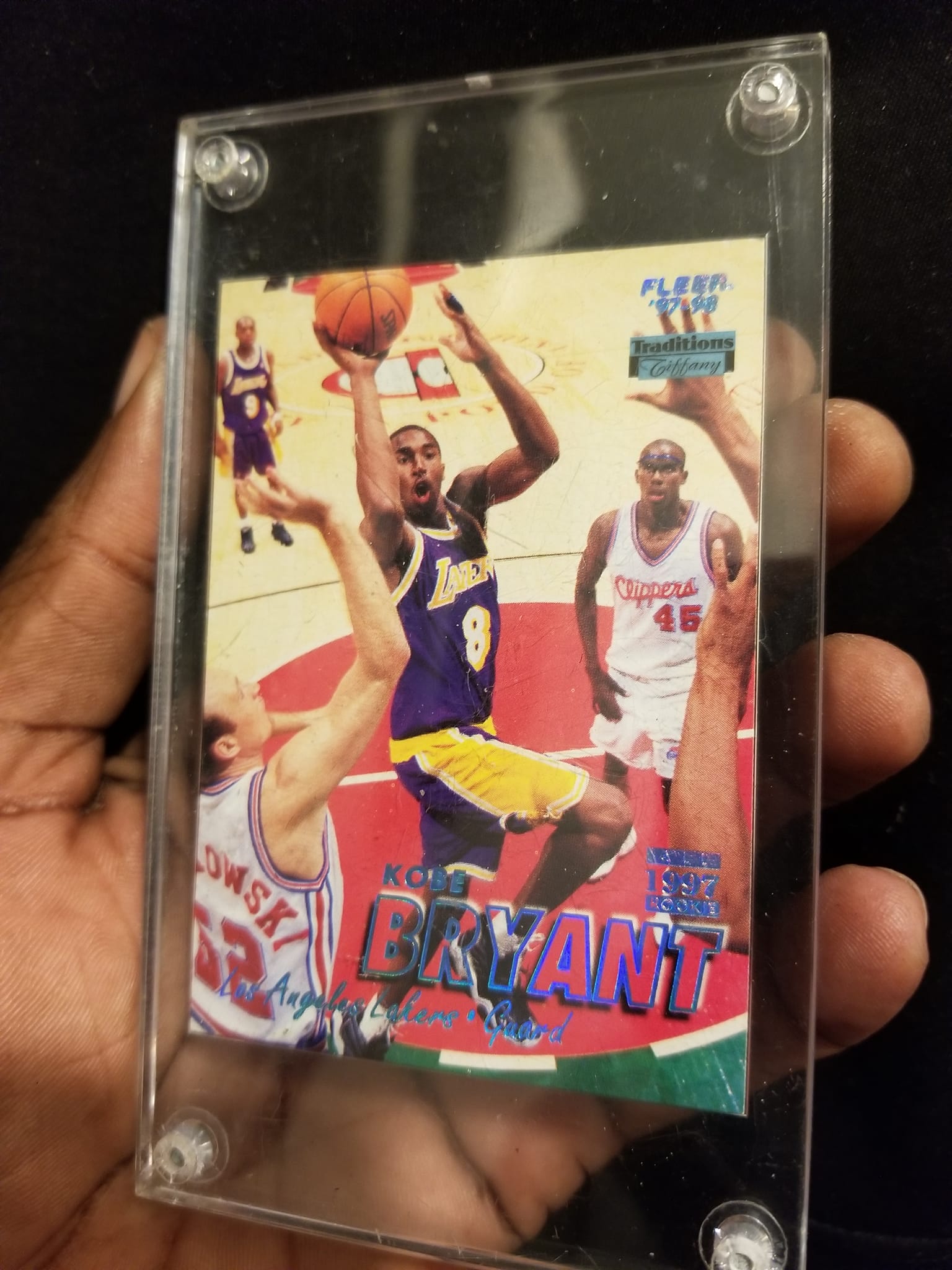 Rare 2000 NBA Finals gold label leather jersey card found