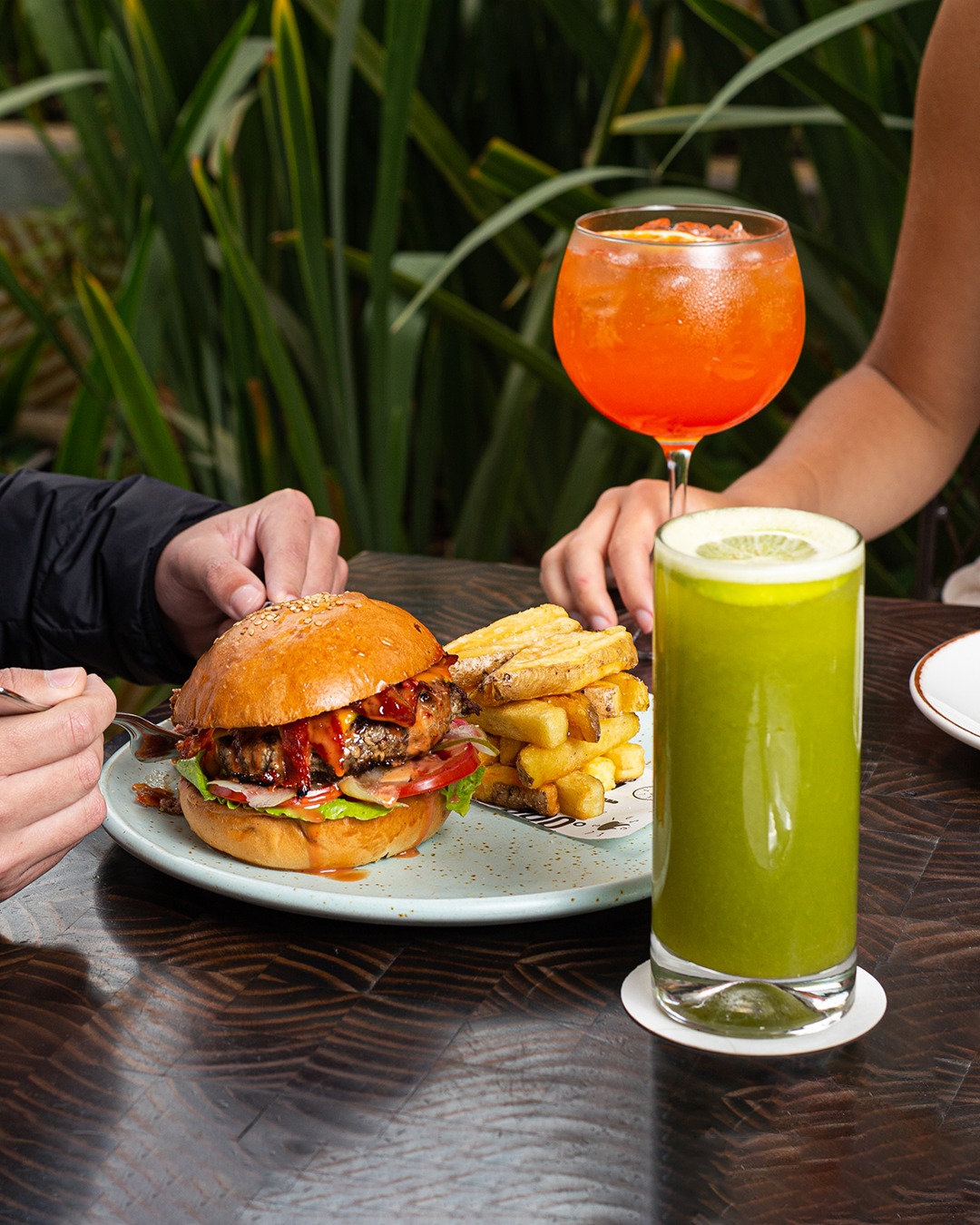 500 Grados - Nuestra Beef Burger es ideal para compartir...