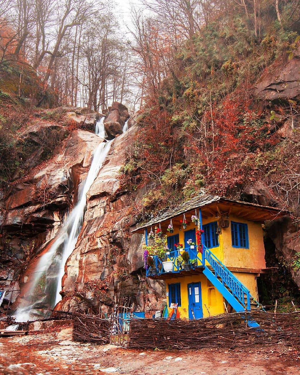 IFILM TV - Such a lovely place! Take on a fascinating...