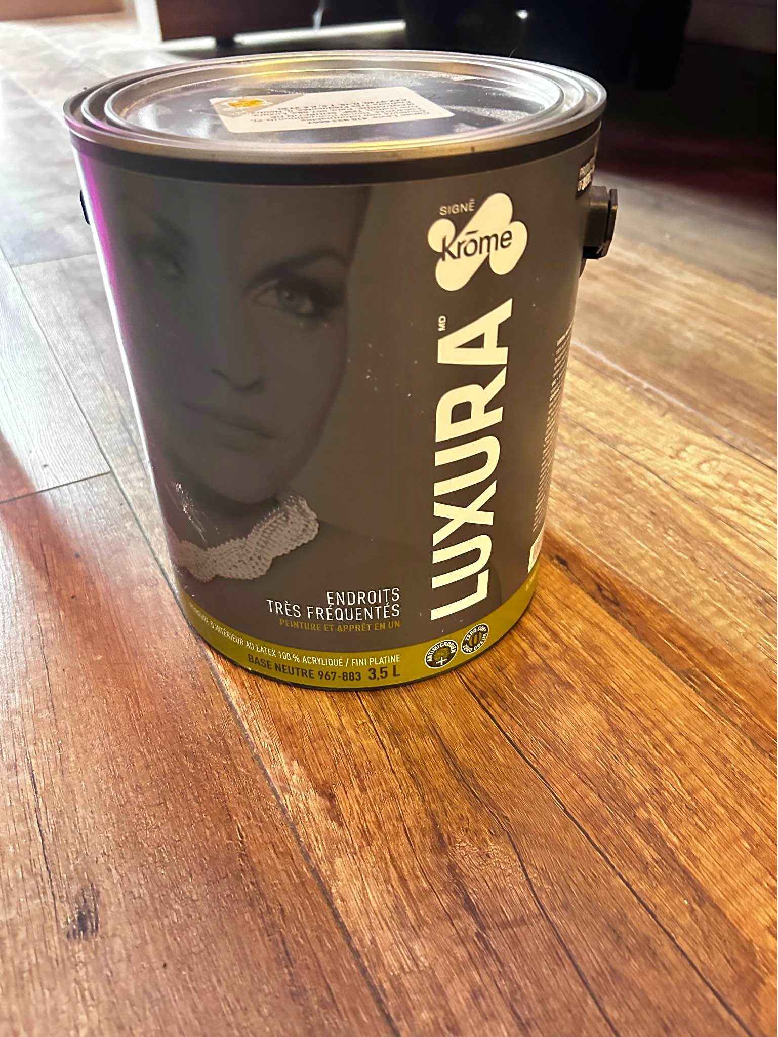 Peinture scuff tuff - Paint - Quebec, Quebec | Facebook Marketplace ...