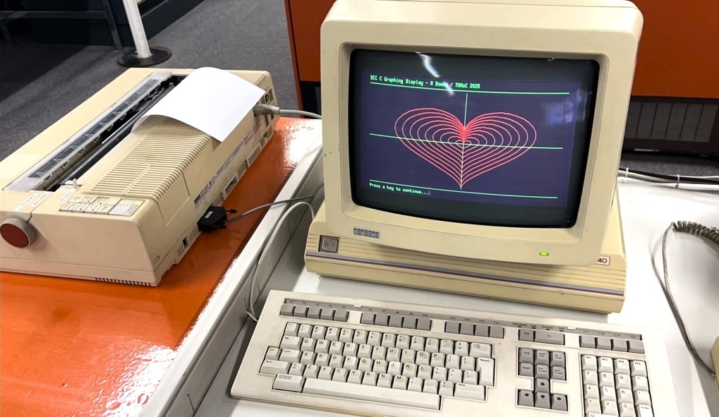 Who says vintage tech doesn't have a pulse? ❤️ Our PDP-11/73 is