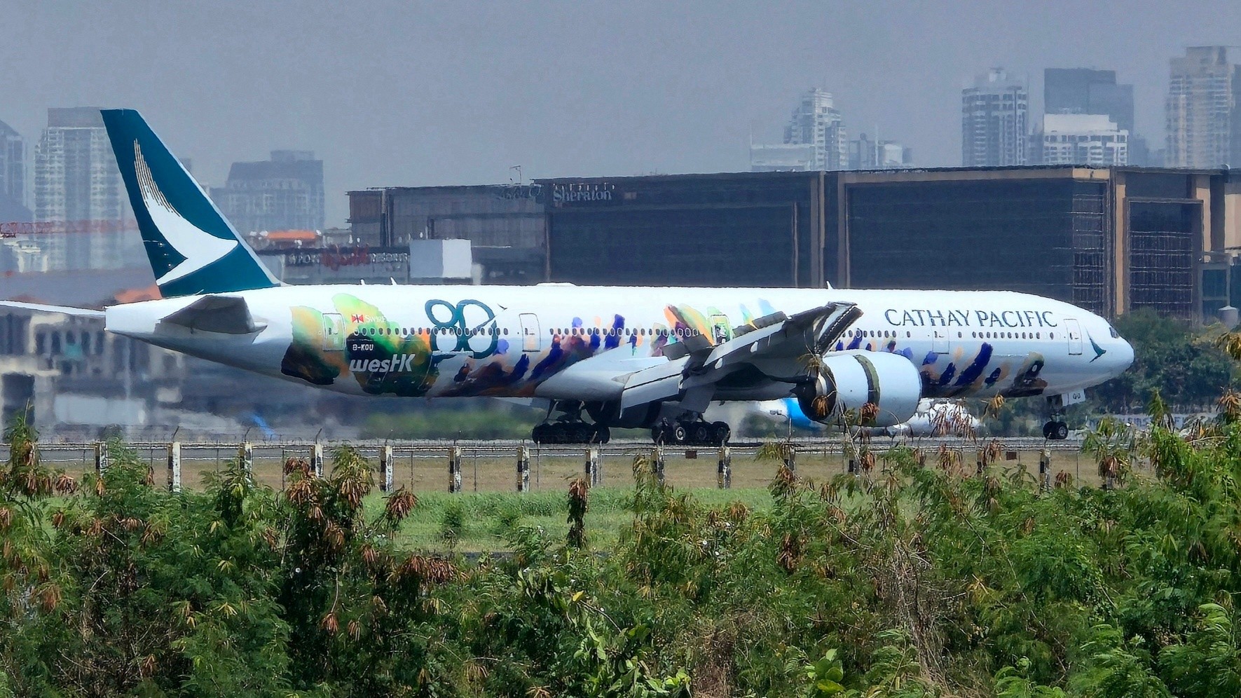 Another Cathay Pacific B777 special livery 