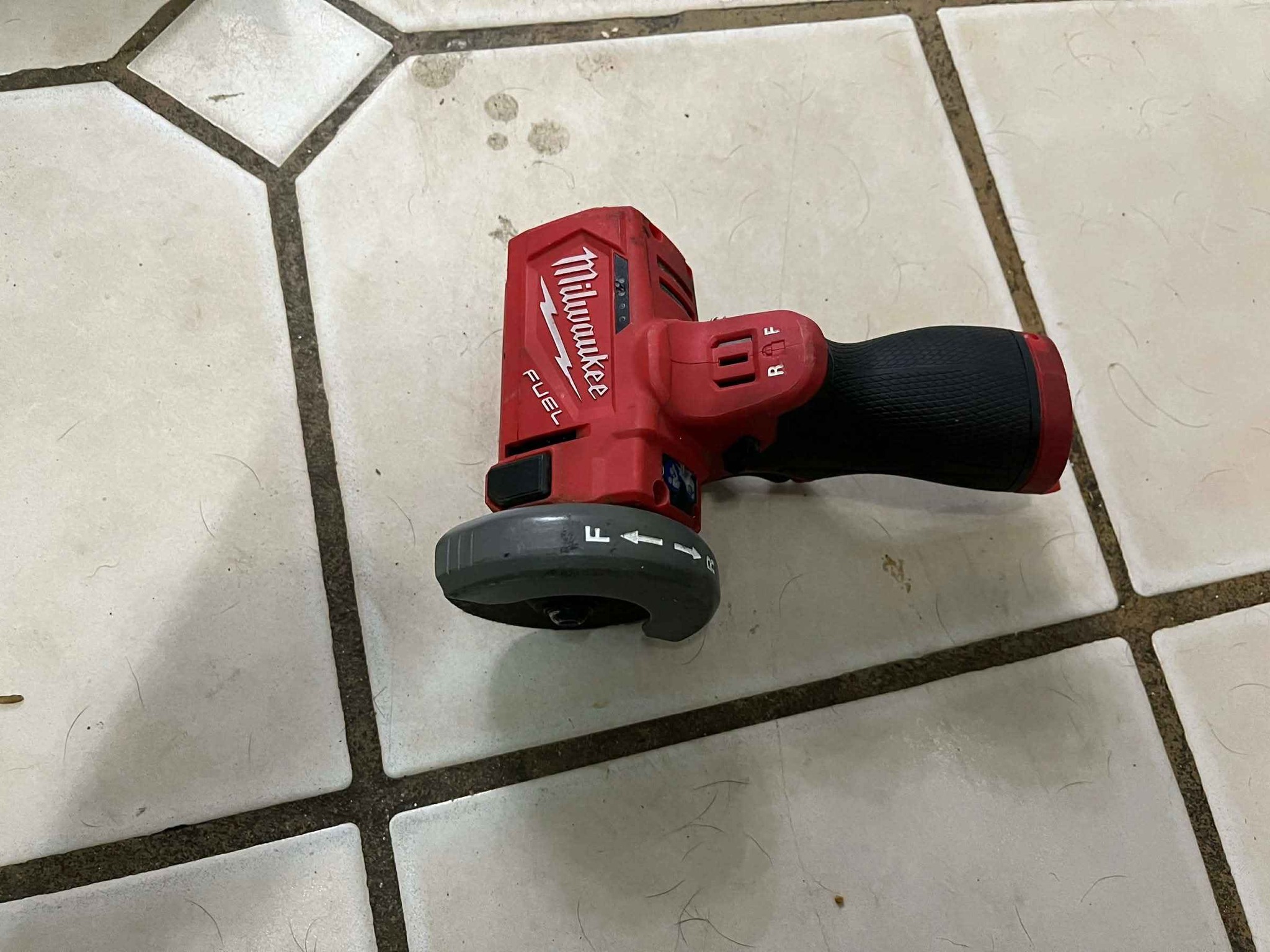 Baffer Milwaukee M12 fuel Sin pila ni cargador Entrego plaza 2000 atrás ...