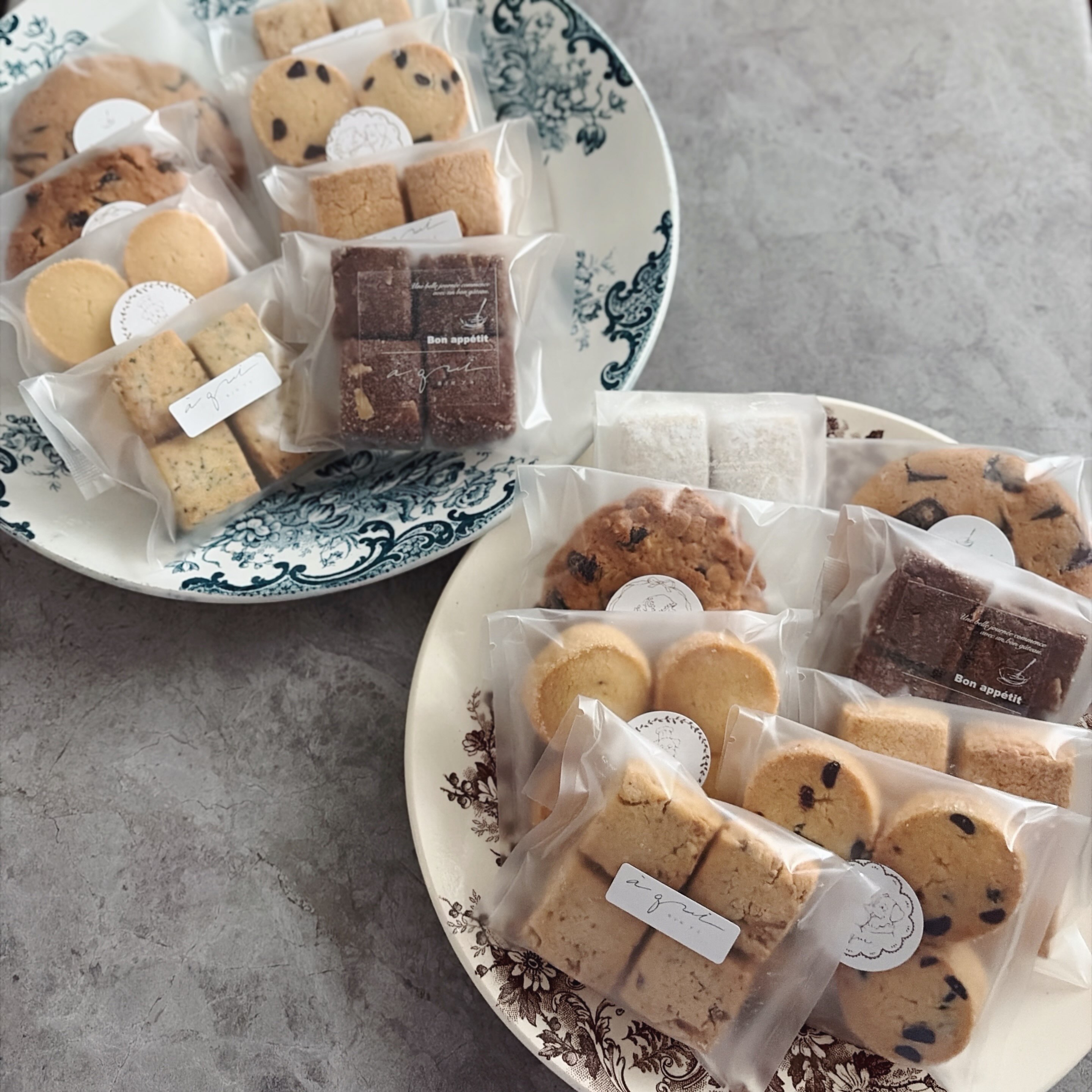 À qui 菓子屋アキ
