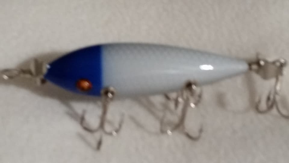 custom made vintage silverware fishing lures Johnson's Silver Minnow Spoon Lure Over 700 color photos and fascinating text focused on vintage and contemporary folk art lures Vintage Atlantic Lures Golden Wobble-Fish,